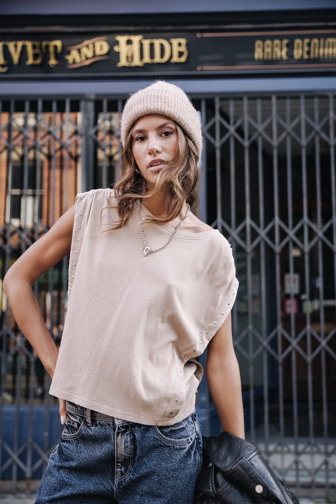 T-shirt clouté Femme Trenny Studs tan | Freeman T. Porter