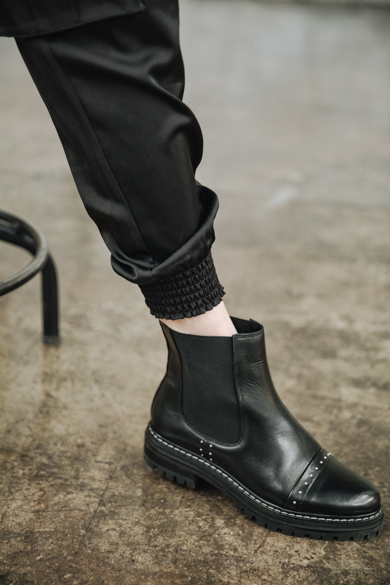 Combinaison workwear satinée Femme Cartie Plain black | Freeman T. Porter