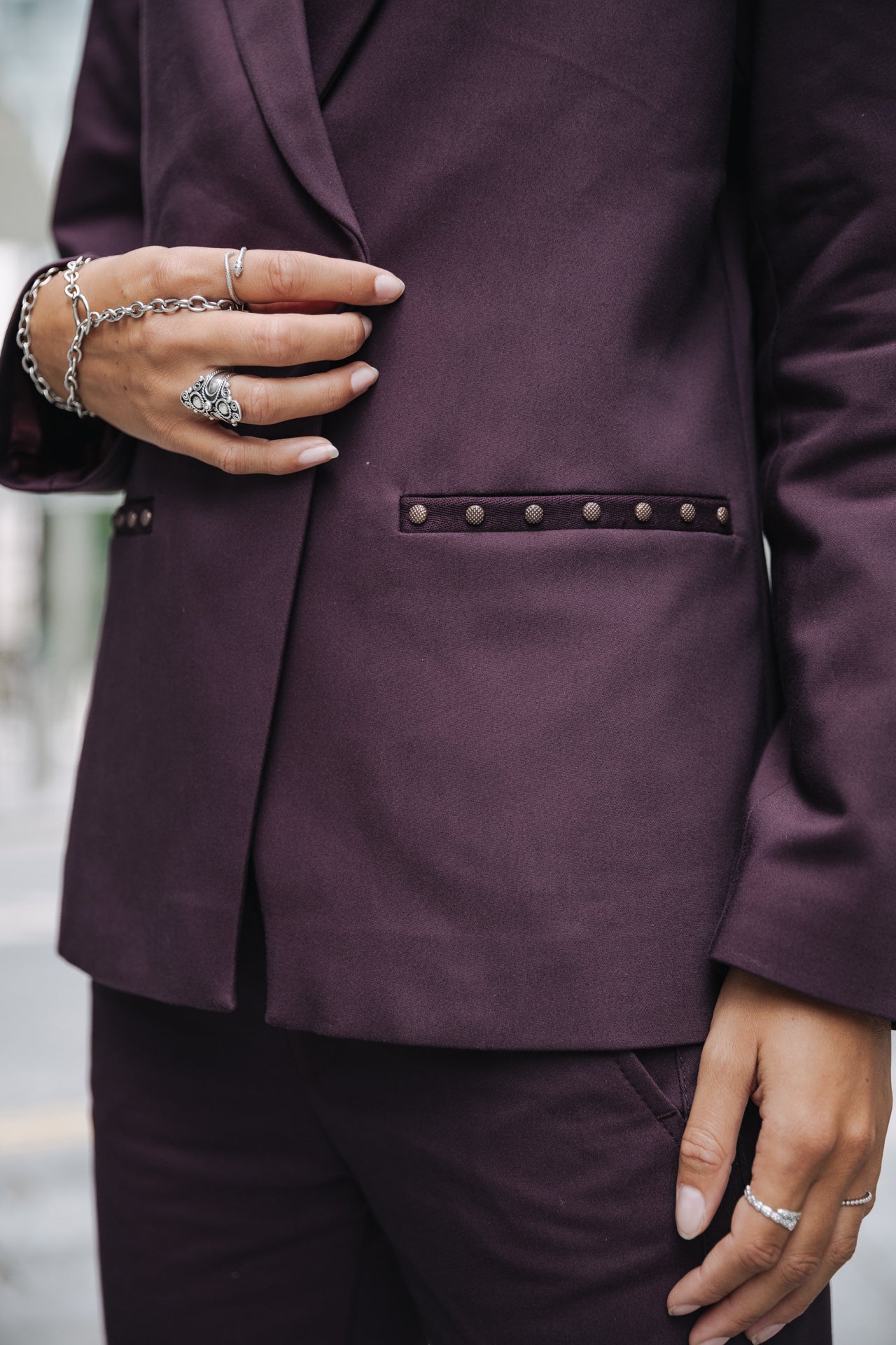 Blazers Femme Bernie Polyneo winetasting | Freeman T. Porter