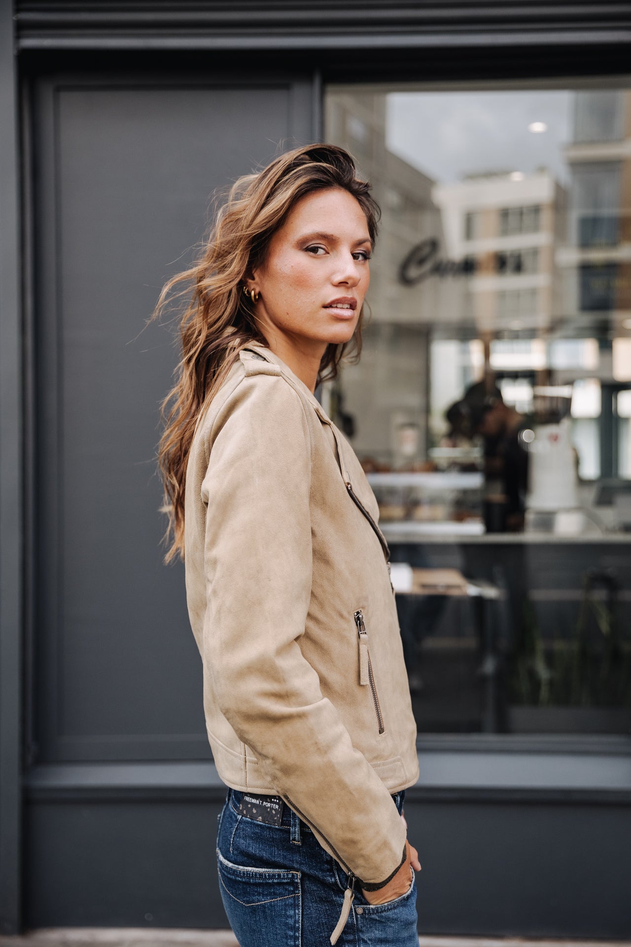 Perfecto en cuir Femme Kristen Daim dirty beige | Freeman T. Porter