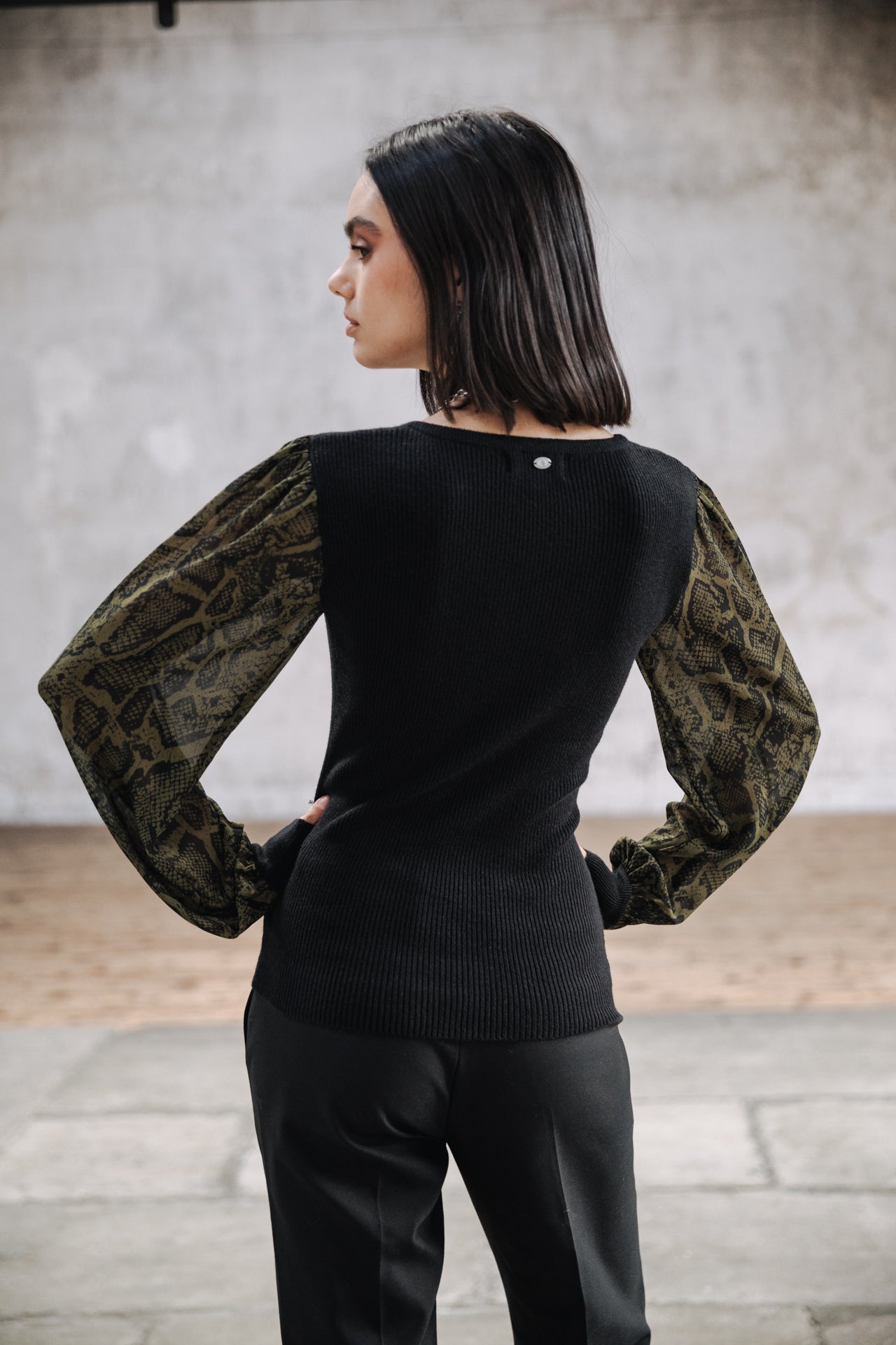 Pull col V Femme Praelle Pythonia garden green | Freeman T. Porter