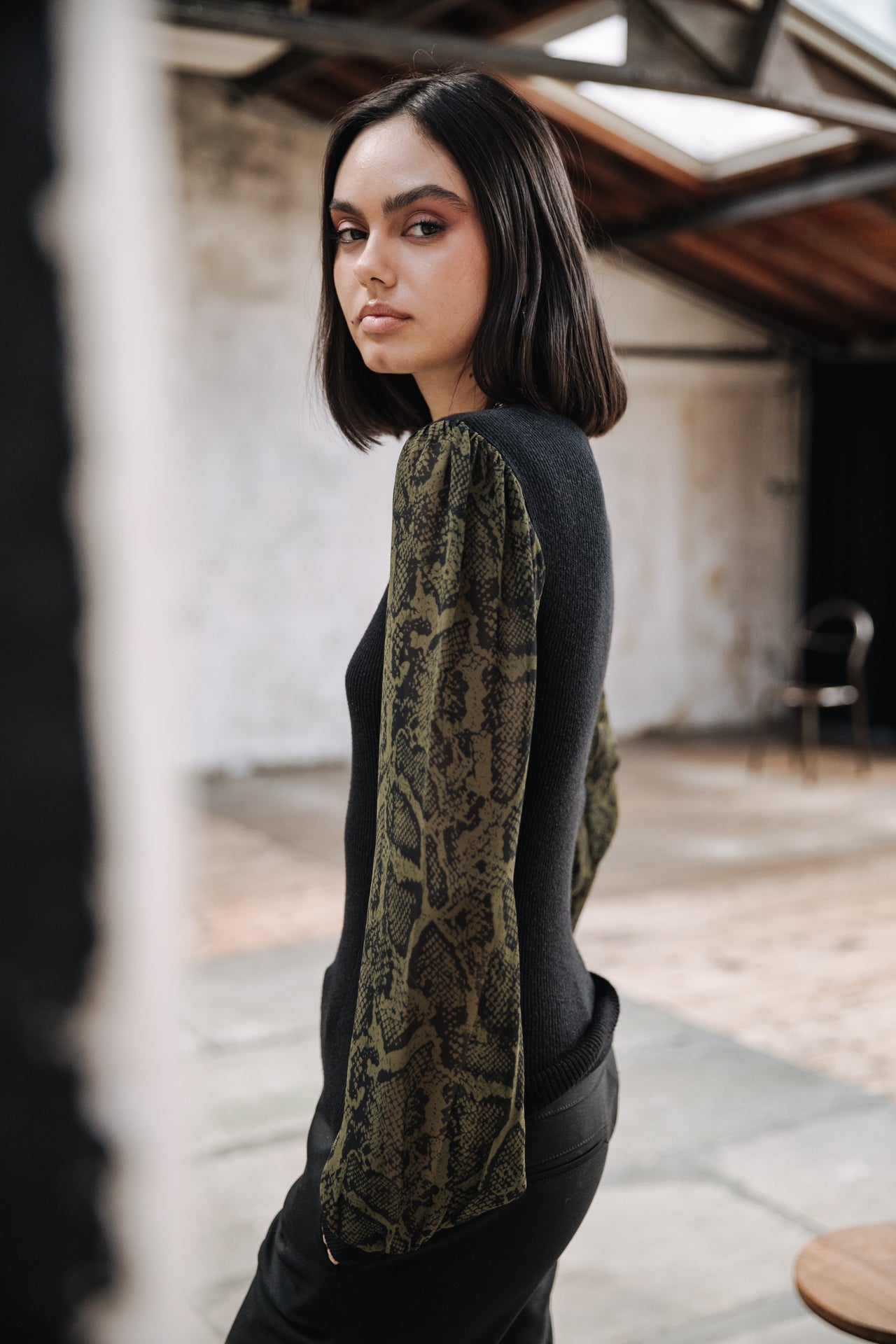 Pull col V Femme Praelle Pythonia garden green | Freeman T. Porter
