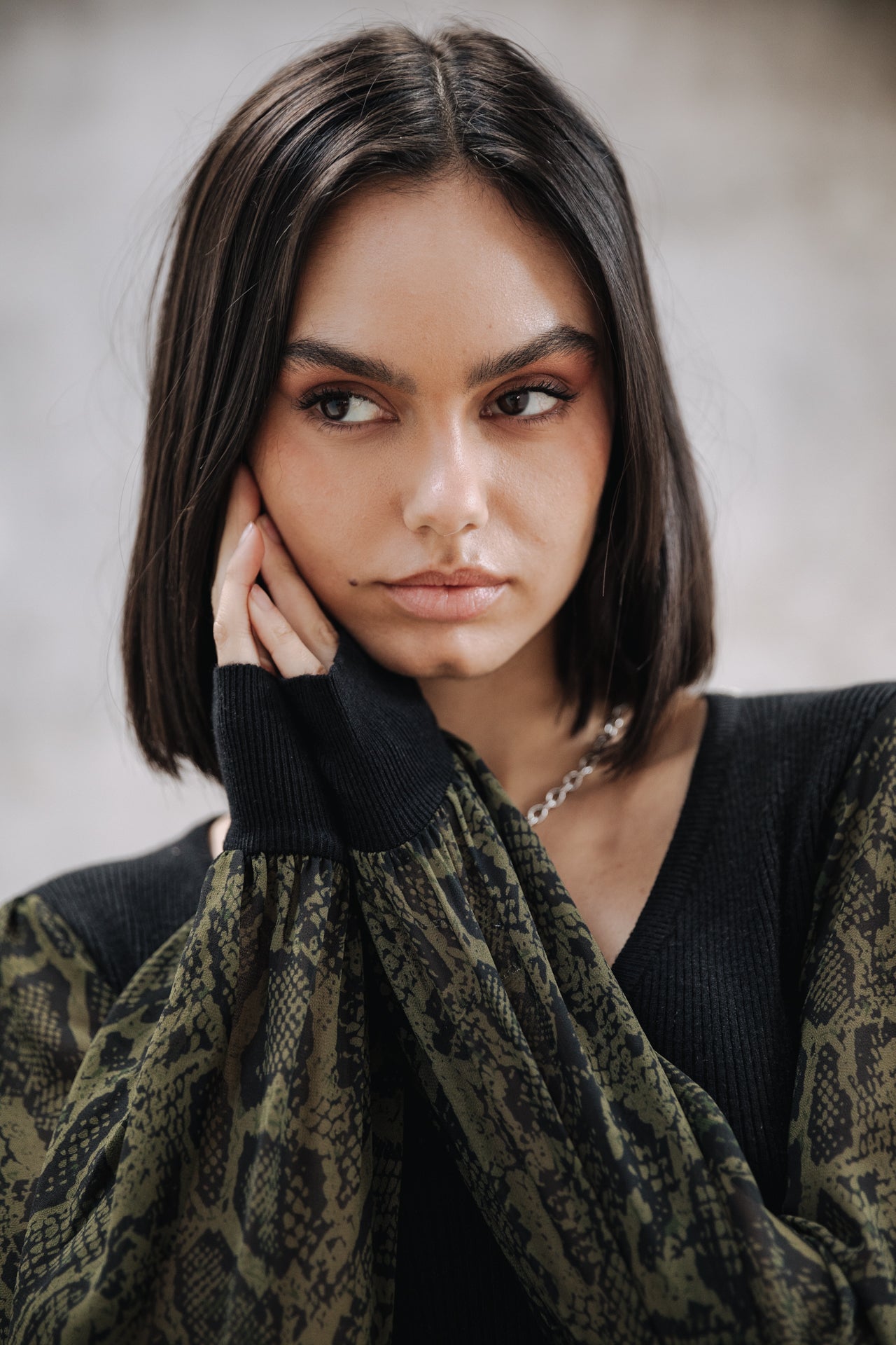 Pull col V Femme Praelle Pythonia garden green | Freeman T. Porter