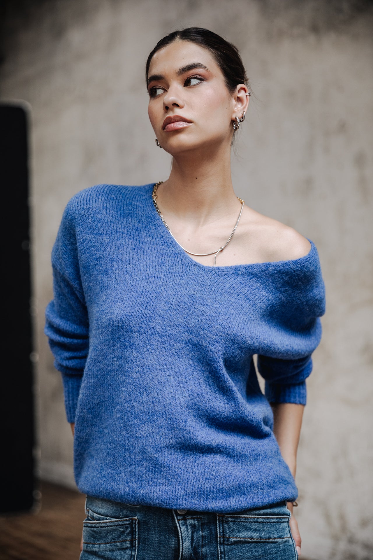 Pull col V Woman Isabel strong blue | Freeman T. Porter