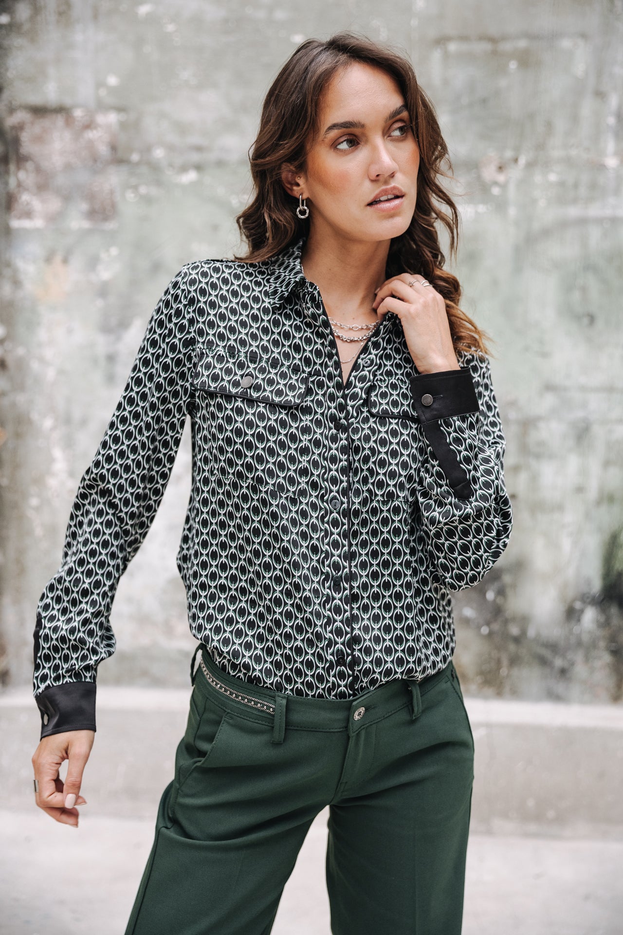 Chemise manches longues Frau Clorisse Chain black | Freeman T. Porter