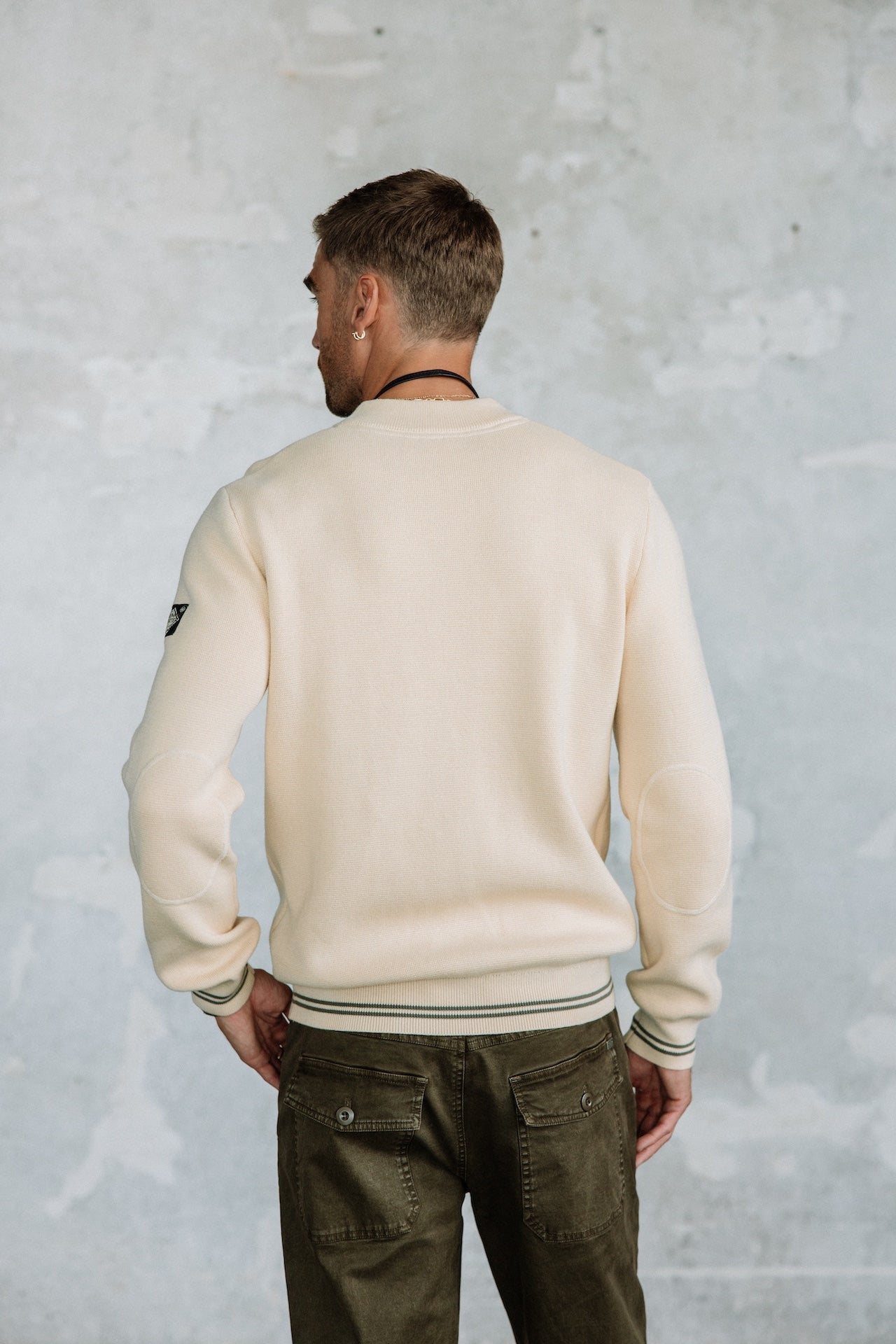 Sweat à col montant Hombres Baton Varsity wood ash | Freeman T. Porter
