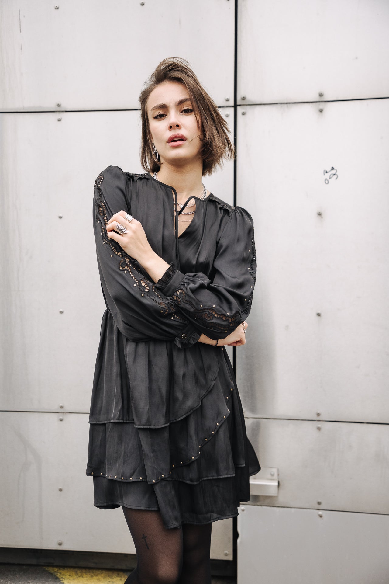 Robe satinée avec broderie et studs Femme Roenie Lace black | Freeman T. Porter