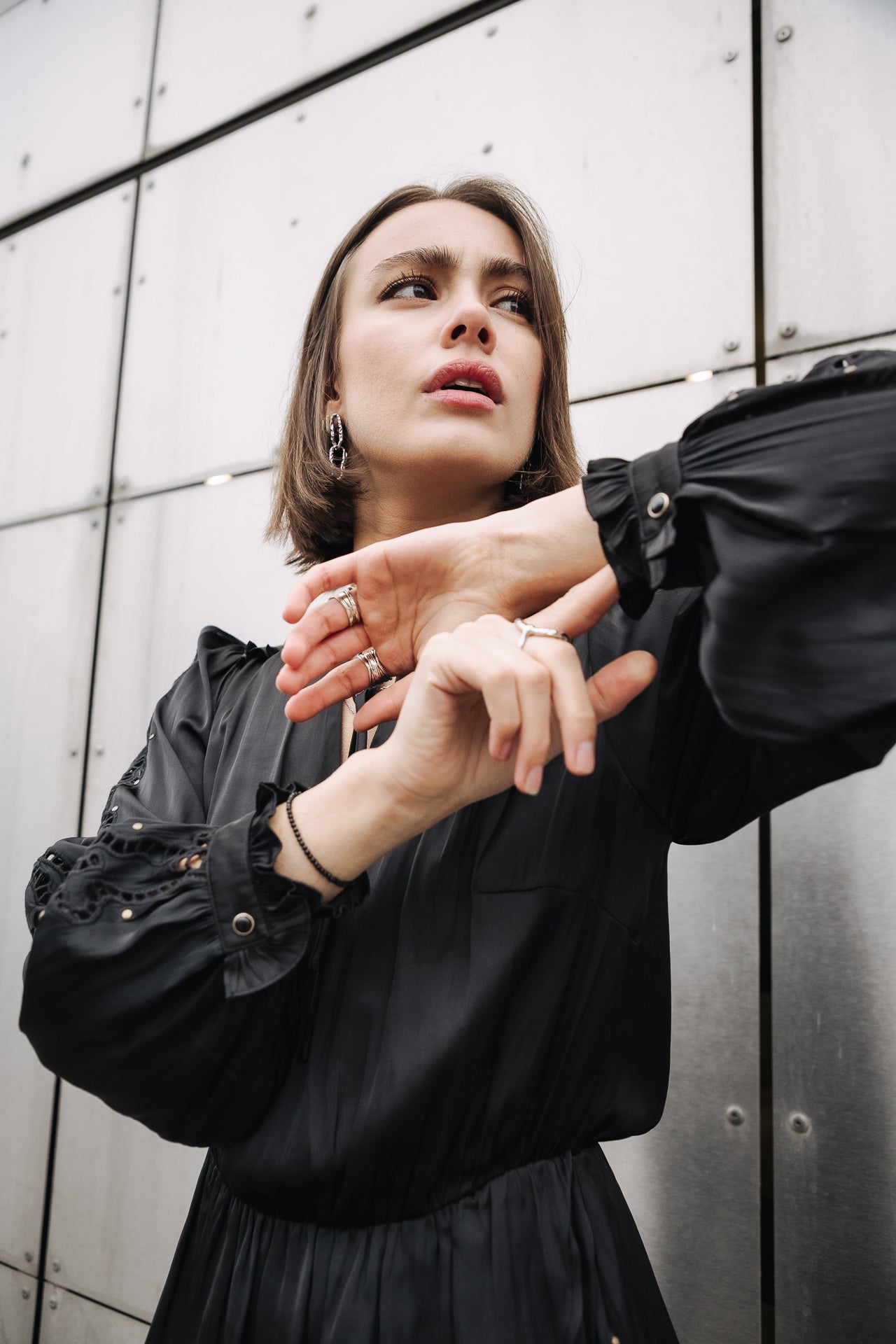 Robe satinée avec broderie et studs Femme Roenie Lace black | Freeman T. Porter