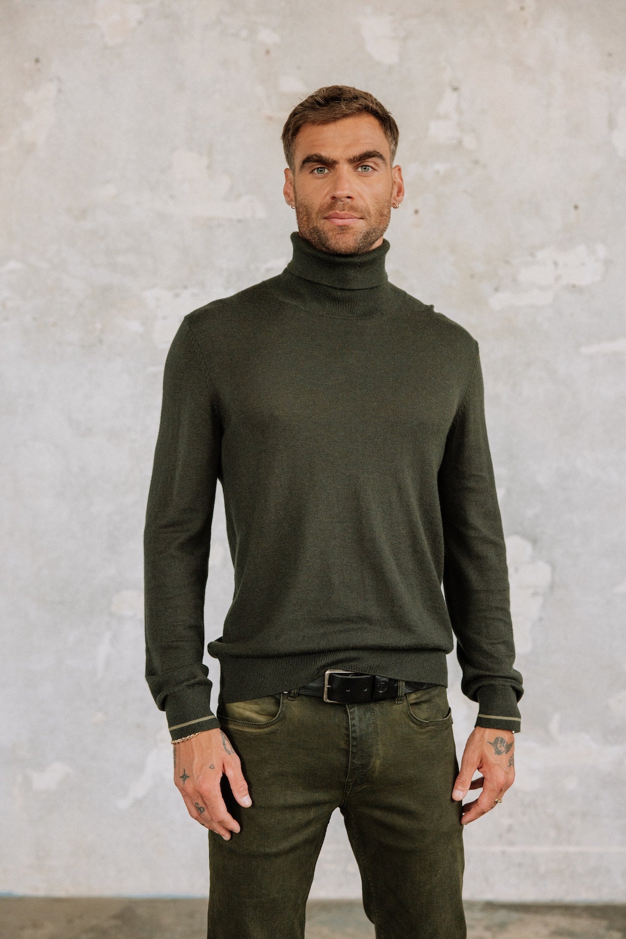 Pull col roulé Hombres Romeo Nacka olive night | Freeman T. Porter