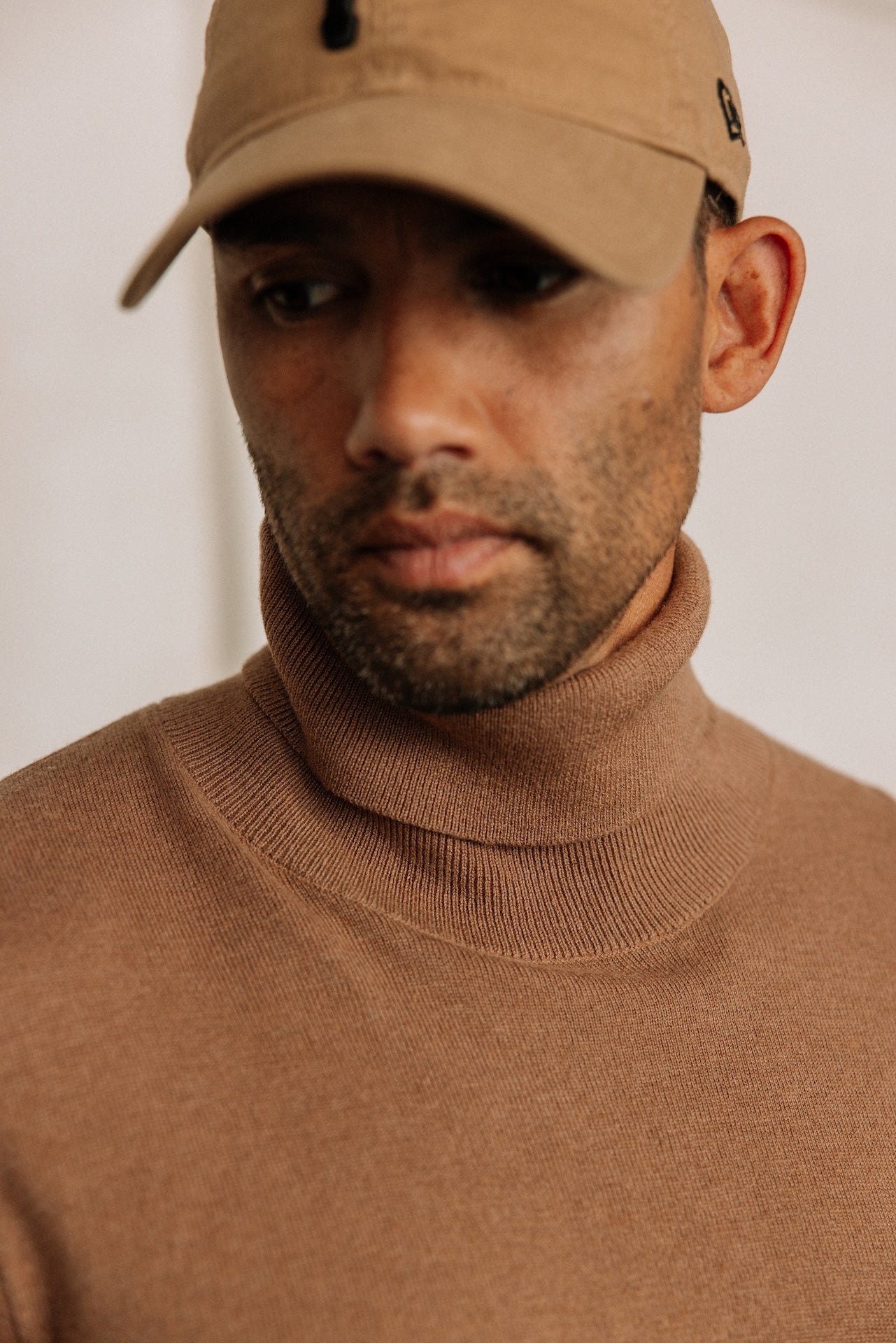 Pull col roulé Hombres Romeo Nacka taupe | Freeman T. Porter
