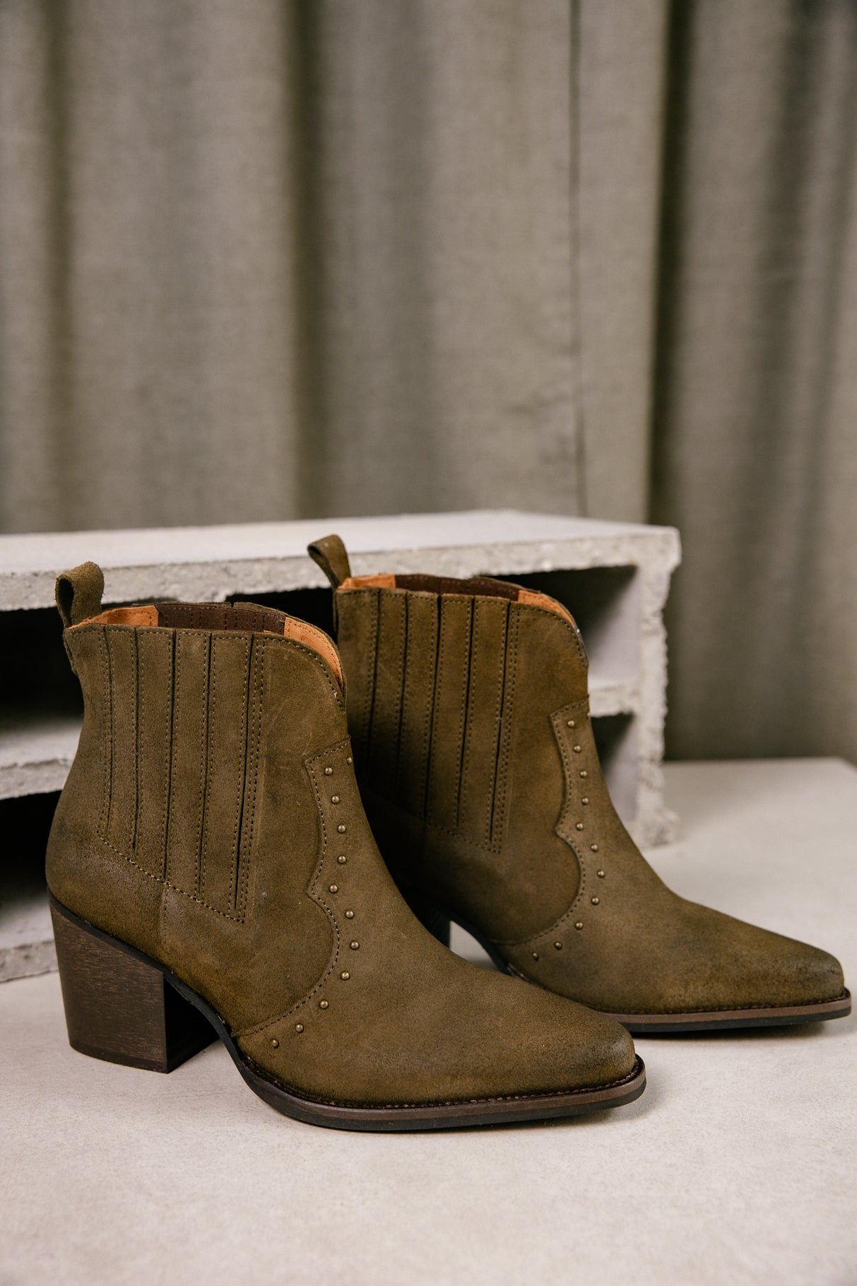 Boots en daim Femme Tamara Studs trebol | Freeman T. Porter