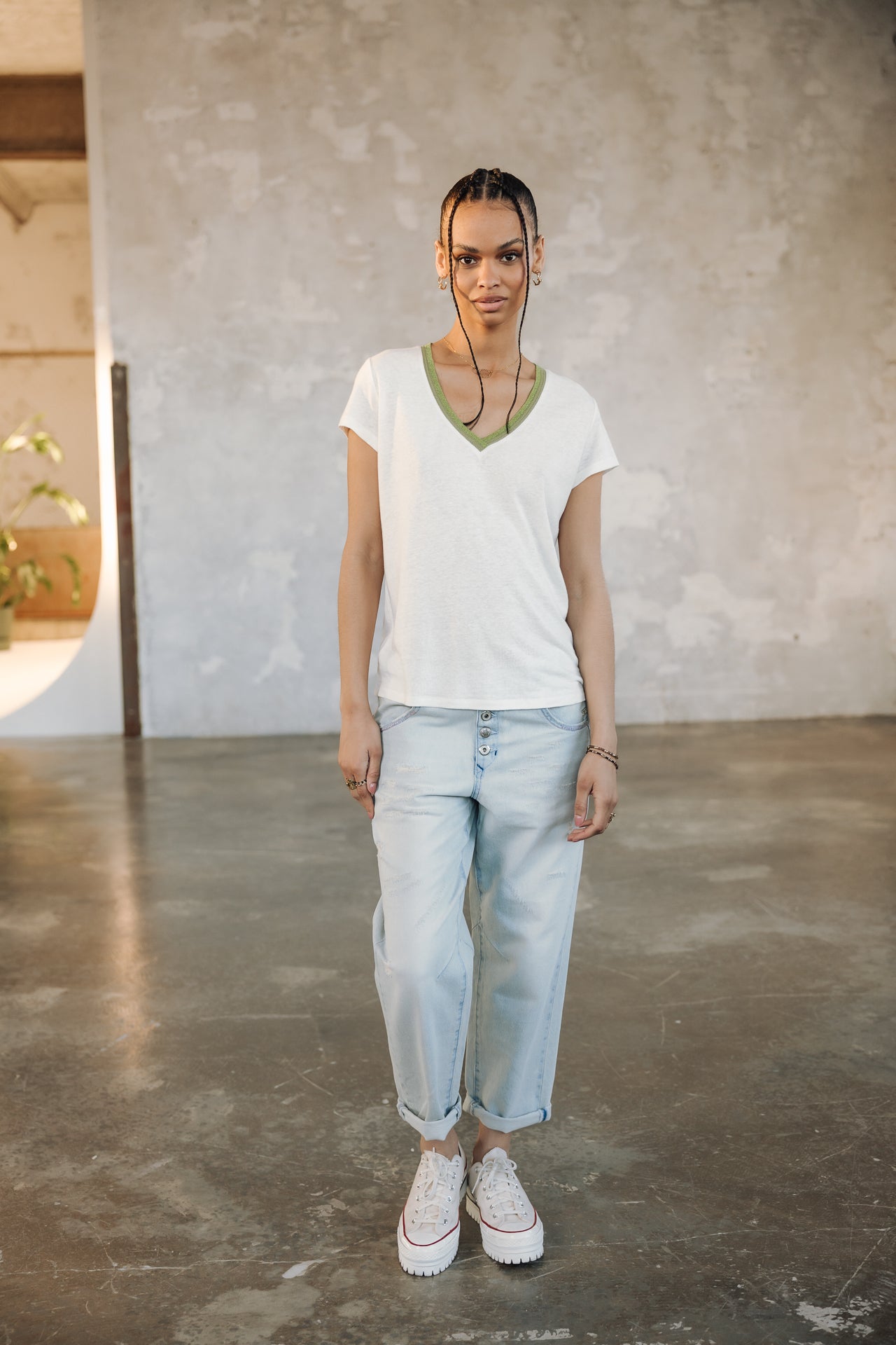 V-neck T-shirt Woman Taile Ribbon sage | Freeman T. Porter