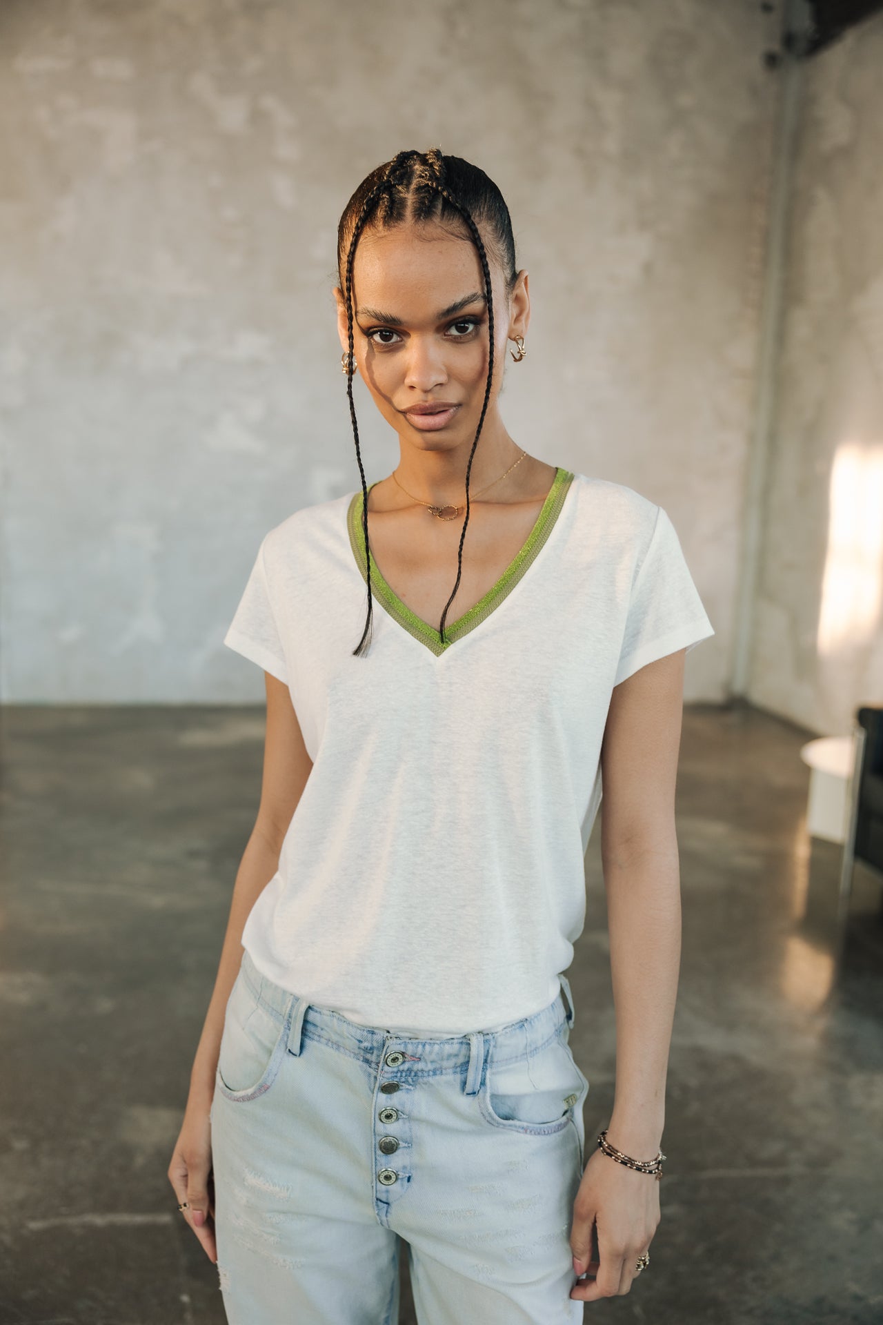 V-neck T-shirt Woman Taile Ribbon sage | Freeman T. Porter