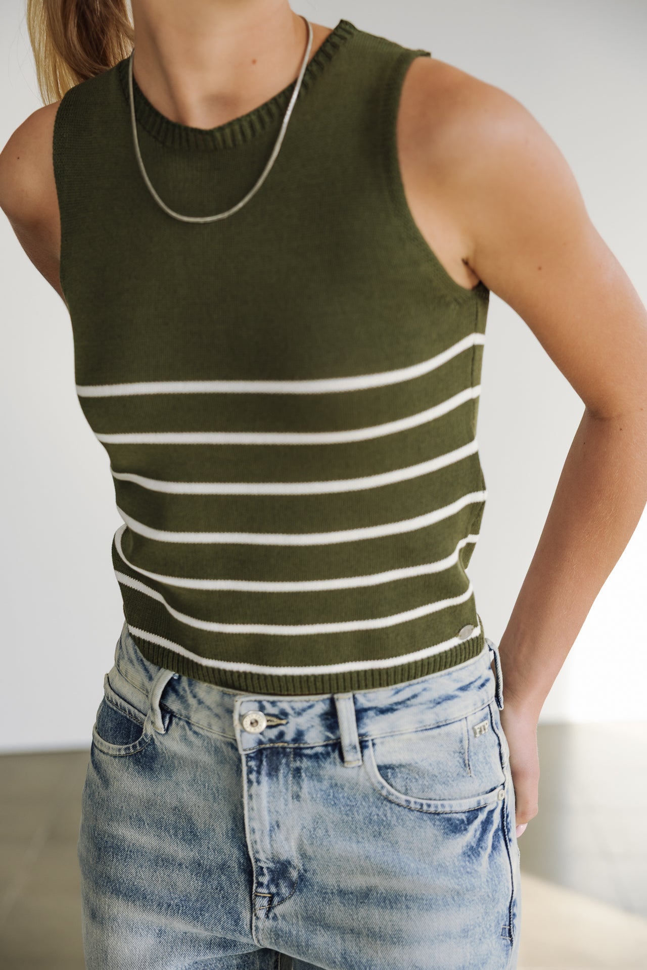 Top en maille Femme Dori Stripes Cropped cypress | Freeman T. Porter
