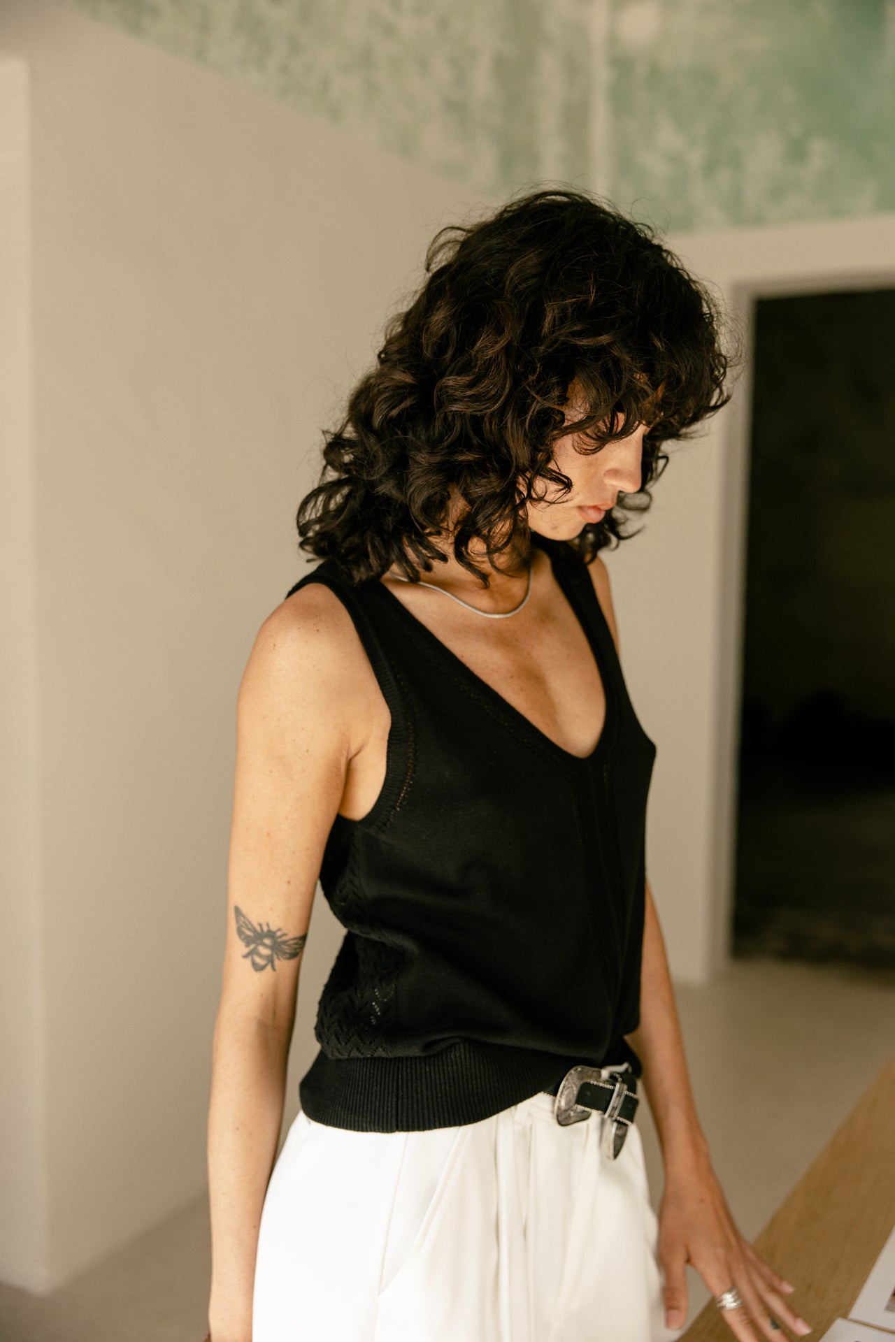 Tanktop mit V-Ausschnitt Frau Daria Pointelle black | Freeman T. Porter