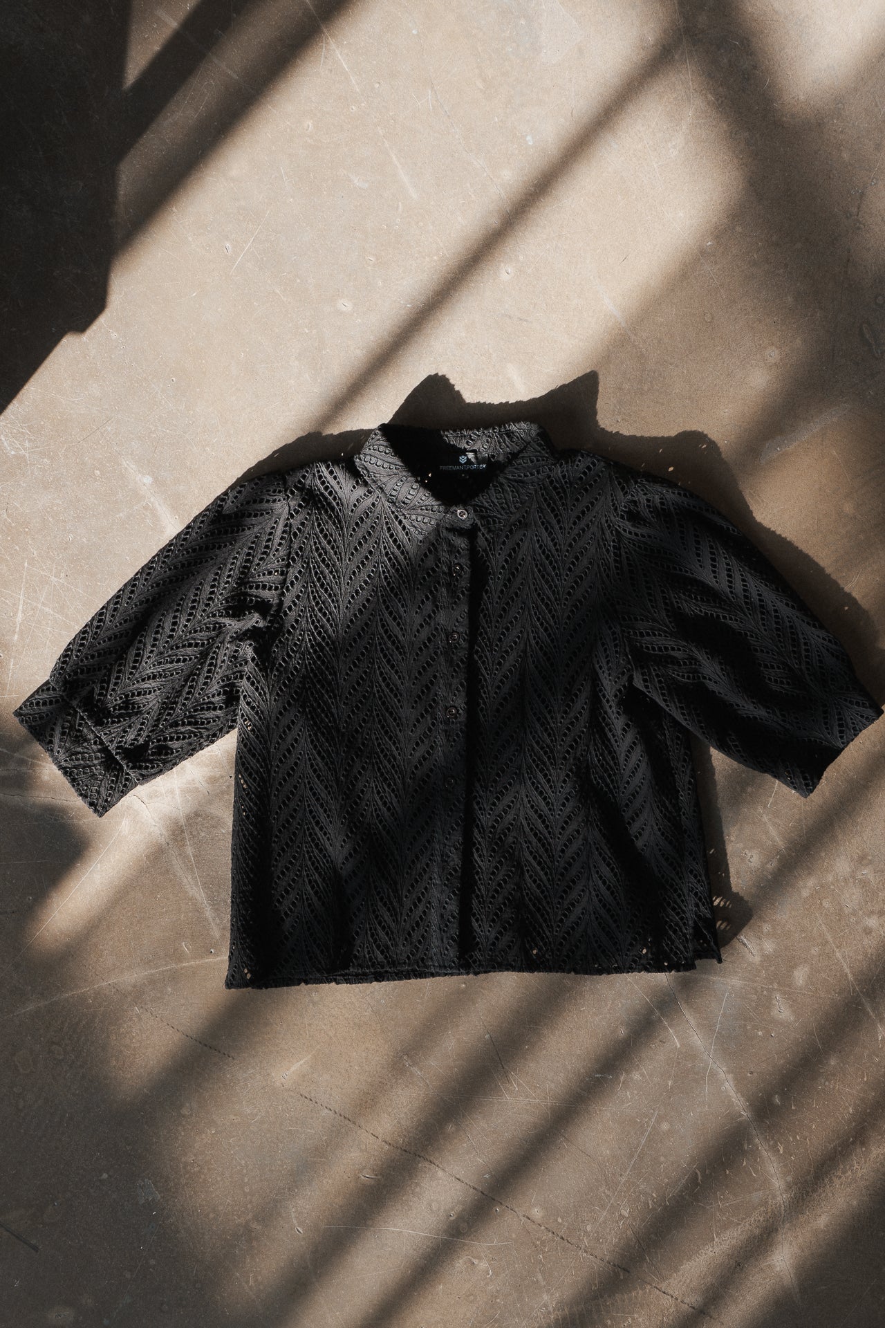 Hemd aus englischer Stickerei Frau Cresia black | Freeman T. Porter