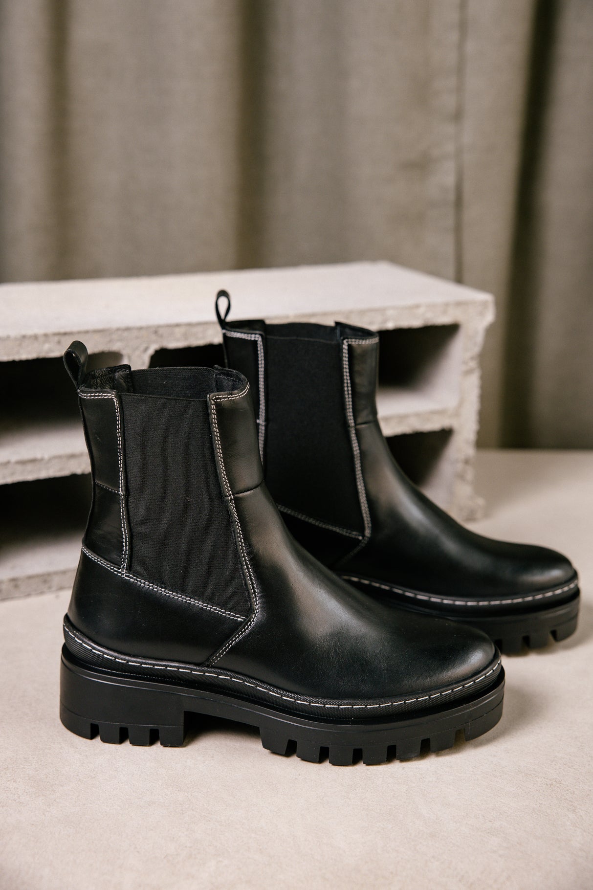 Chelsea boots Femme Verika black | Freeman T. Porter