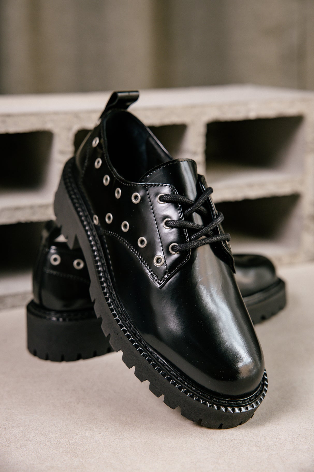 Derby Femme Pina Eyelet black | Freeman T. Porter
