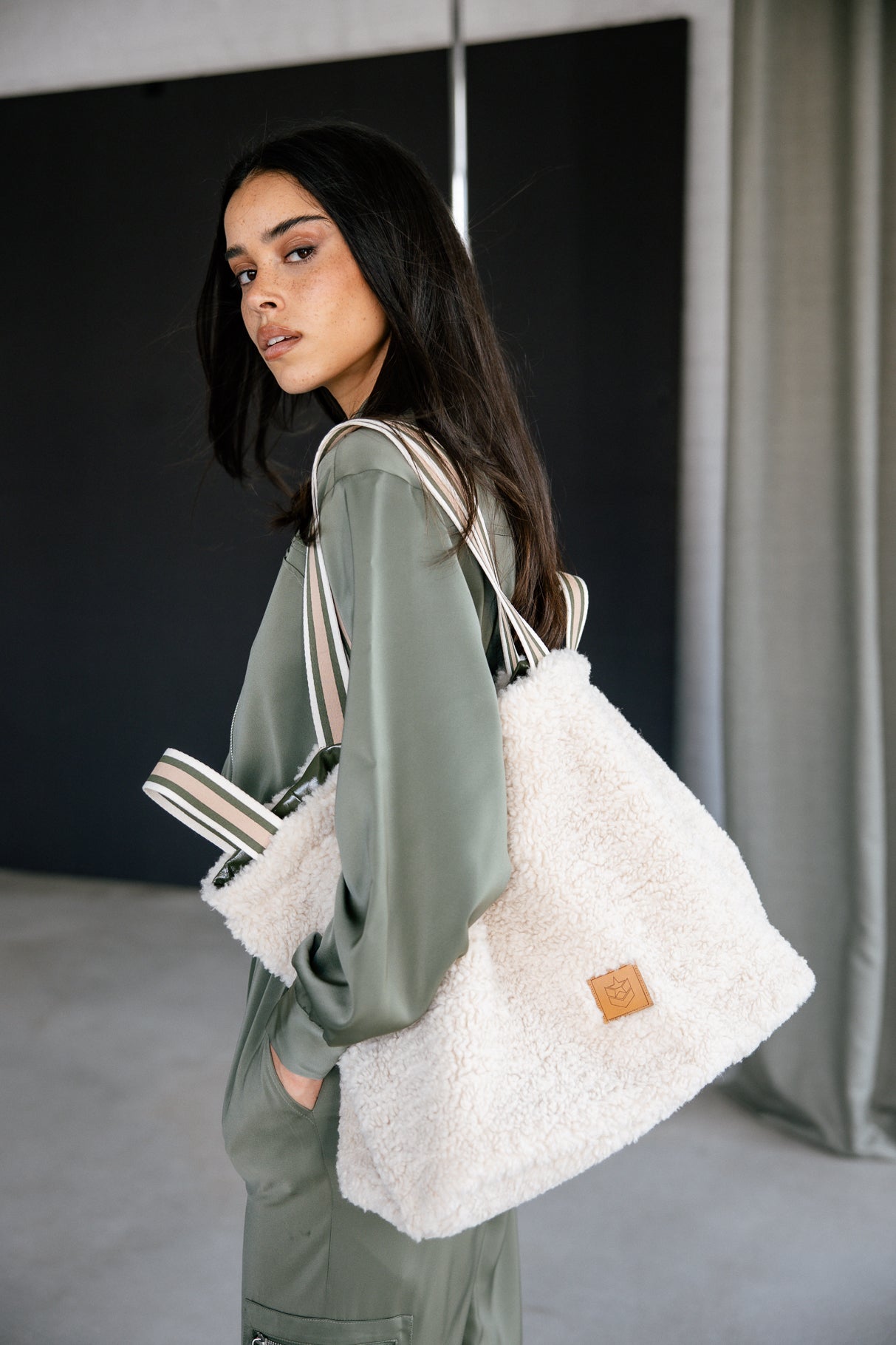 Tote bag Homme Coletta Sherpa ecru | Freeman T. Porter