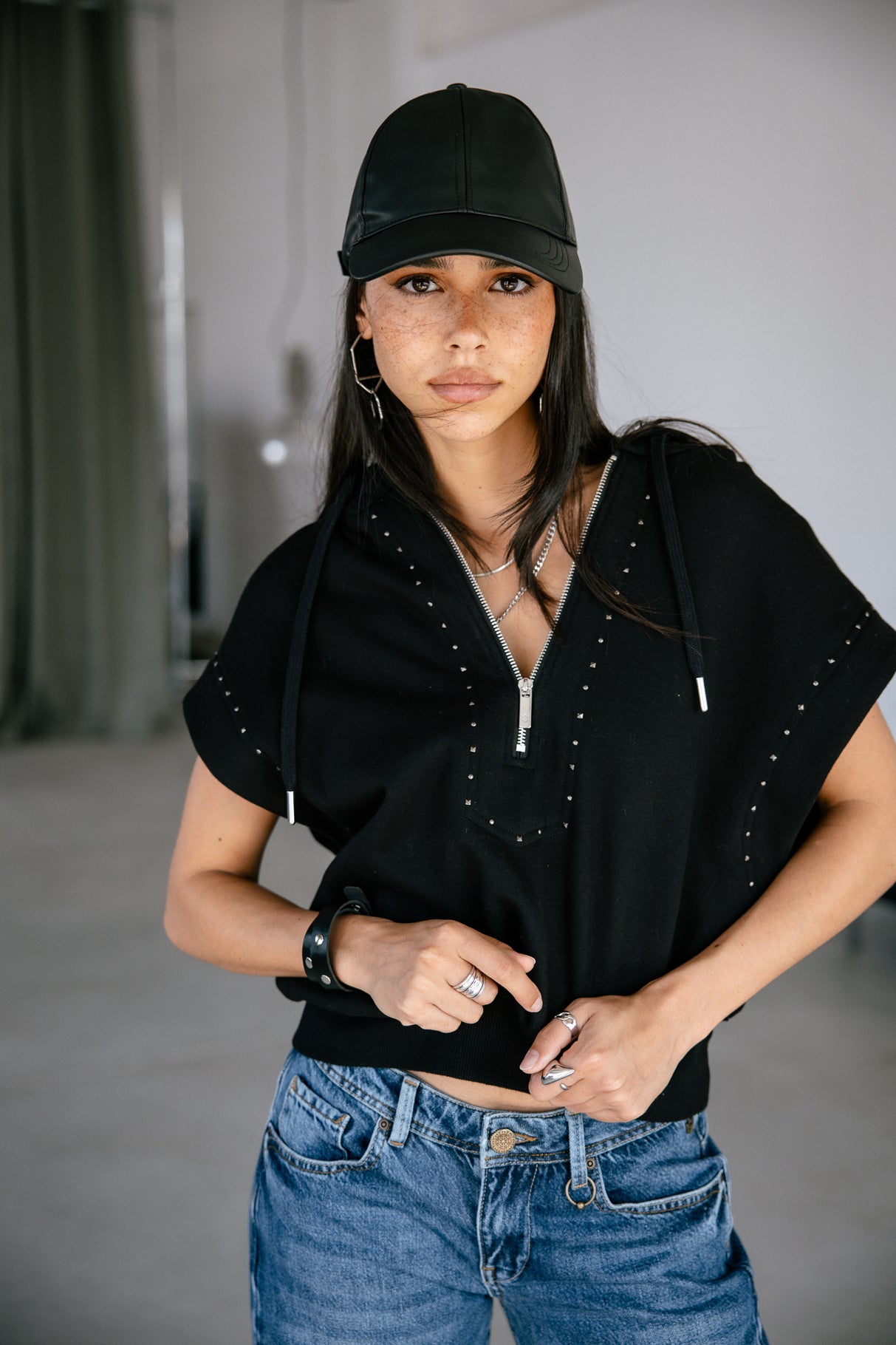 Sweatshirt sans manche Femme Sogan black | Freeman T. Porter