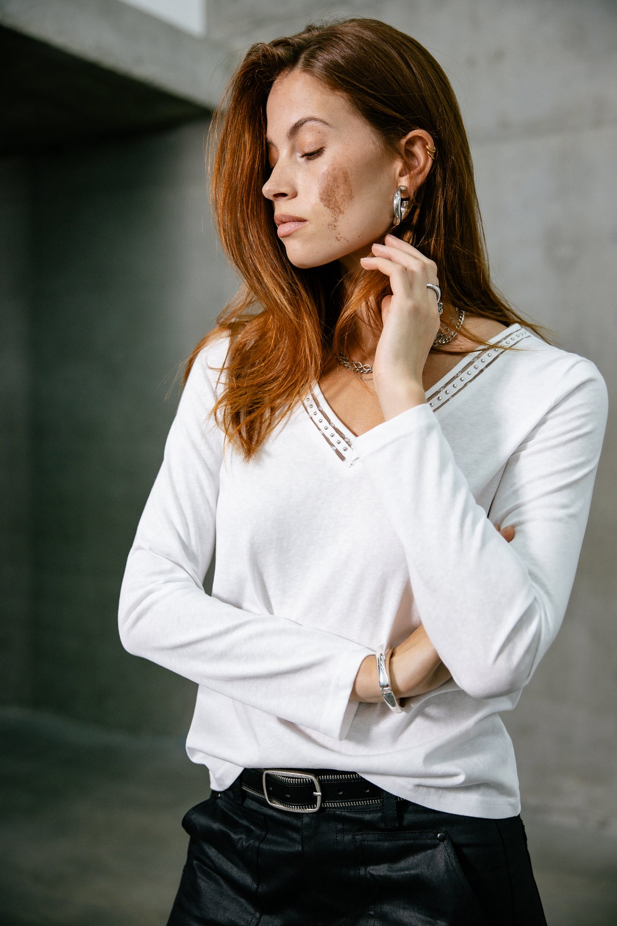 T-shirt avec rivets Frau Torina Studs white | Freeman T. Porter
