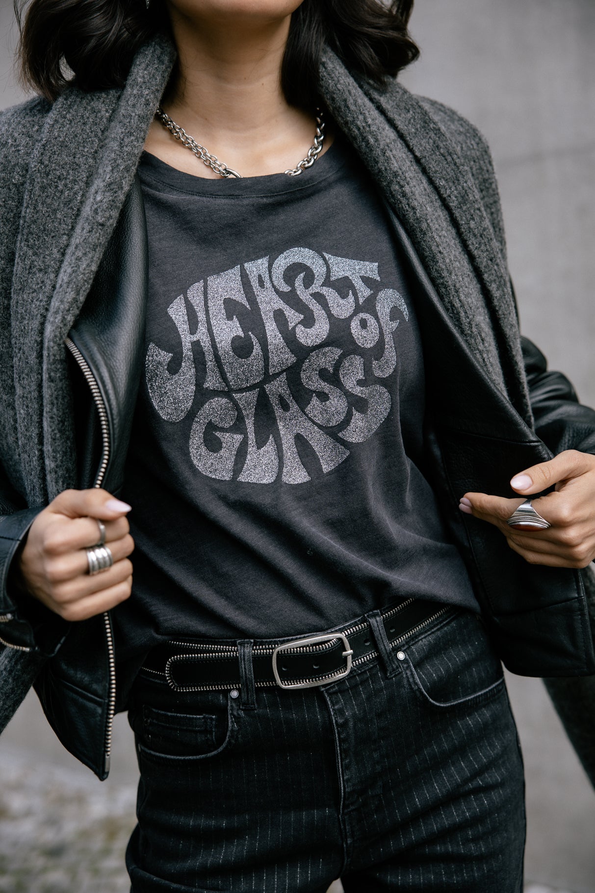 T-shirt imprimé paillettes Frau Telyssia Heart of Glass asphalte | Freeman T. Porter