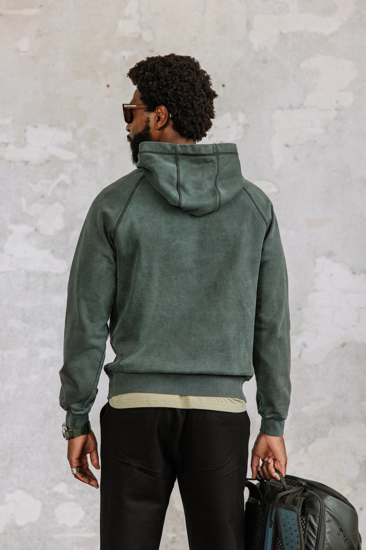 Sweat à capuche Men Armie APM navy | Freeman T. Porter