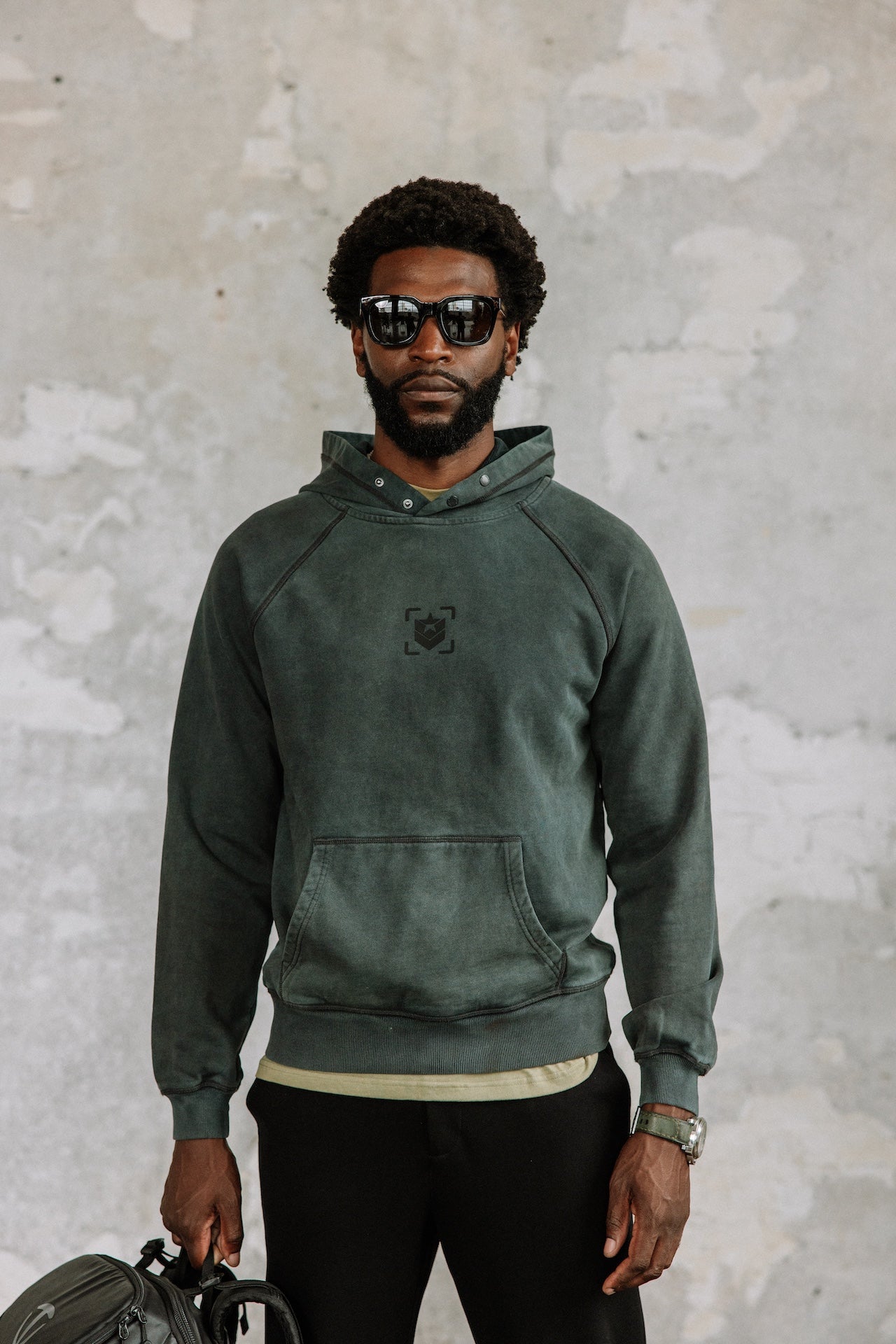 Sweat à capuche Men Armie APM navy | Freeman T. Porter