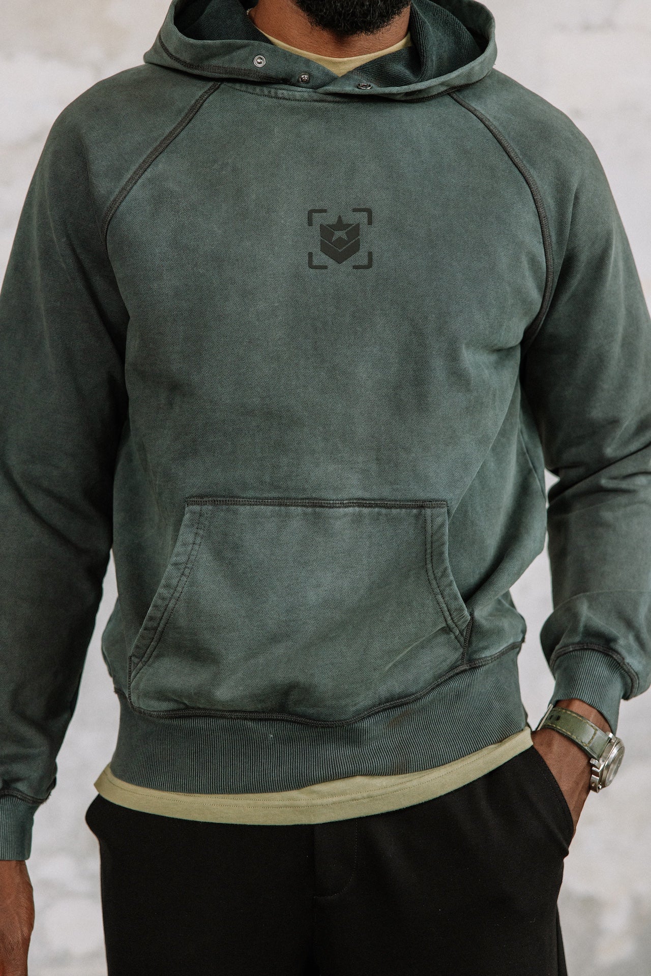 Sweat à capuche Men Armie APM navy | Freeman T. Porter