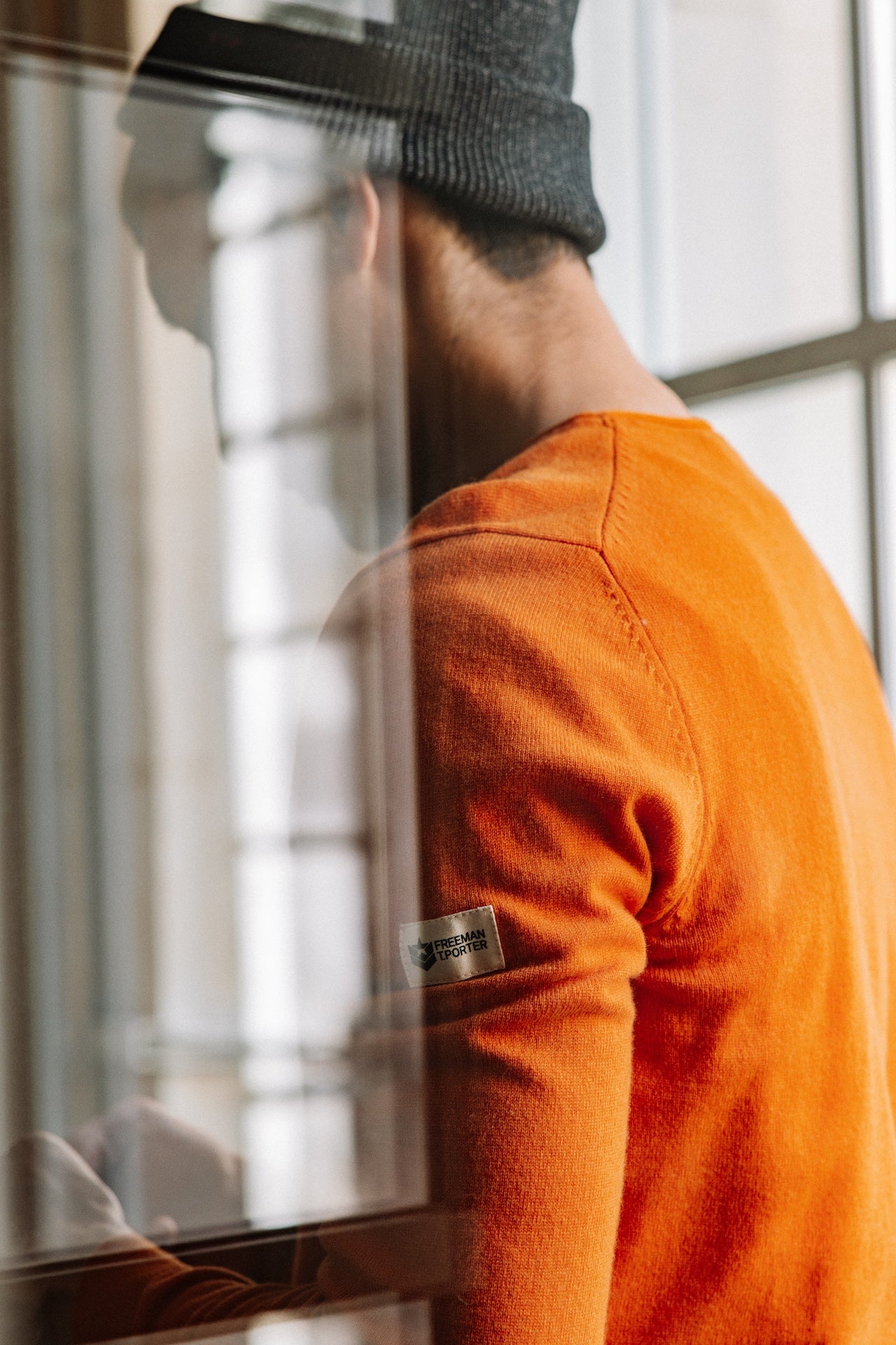 Pull col rond Hombres Sonny Macau burnt orange | Freeman T. Porter