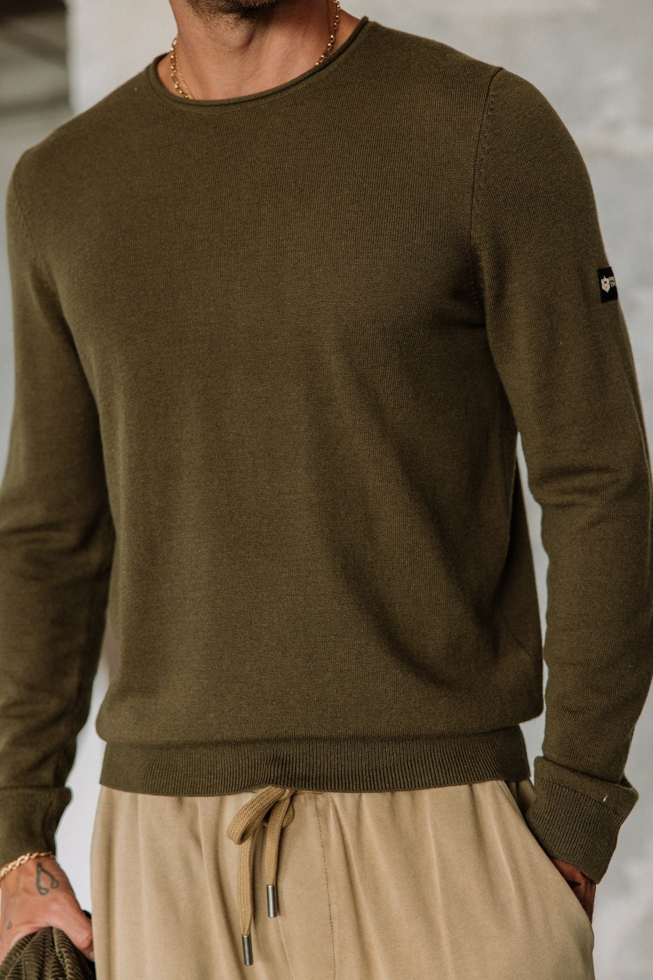 Pull col rond Hombres Sonny Macau olive night | Freeman T. Porter