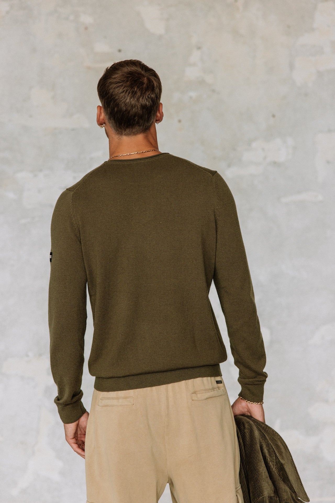 Pull col rond Hombres Sonny Macau olive night | Freeman T. Porter