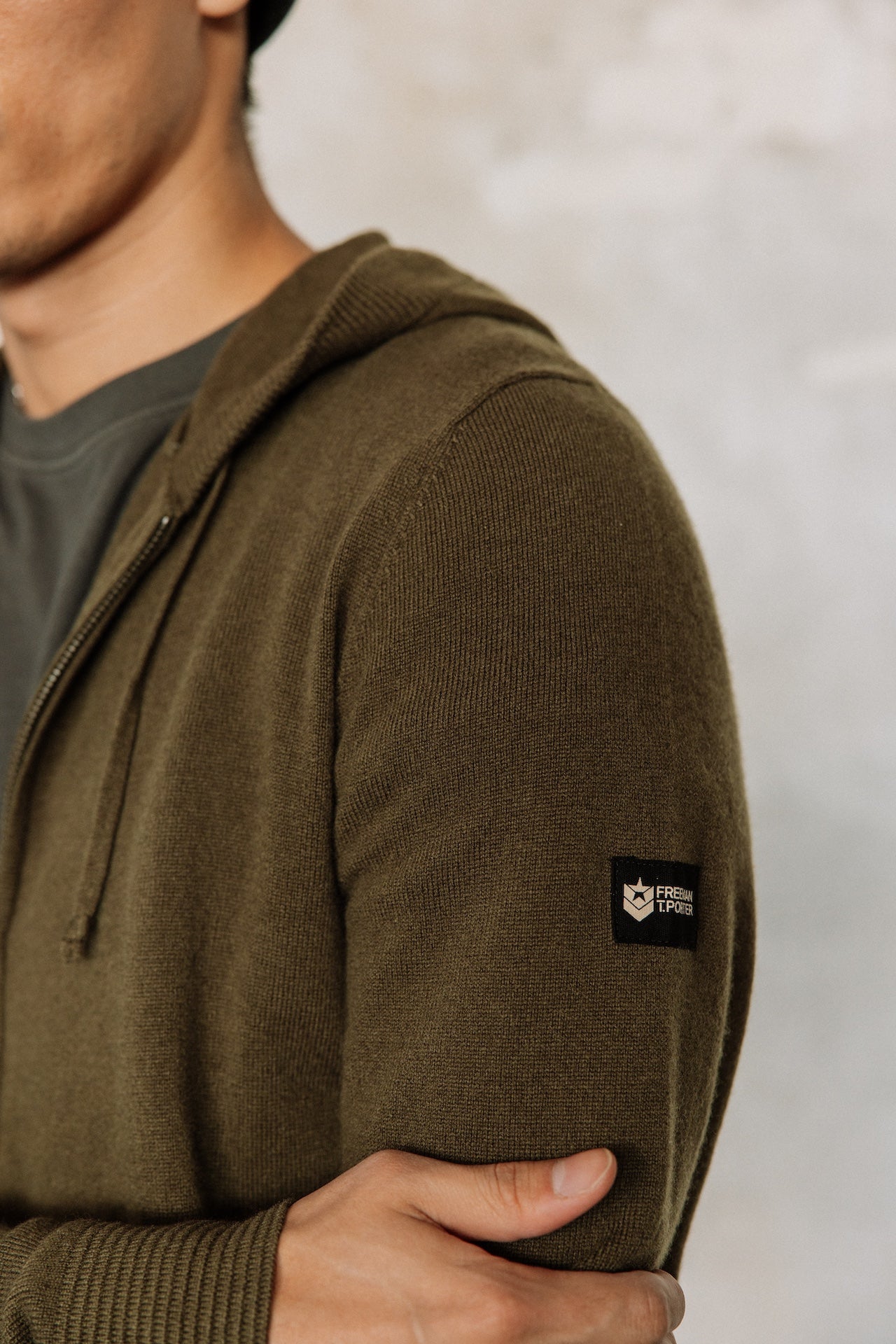 Cardigan à capuche Hombres Lyam Macau olive night | Freeman T. Porter