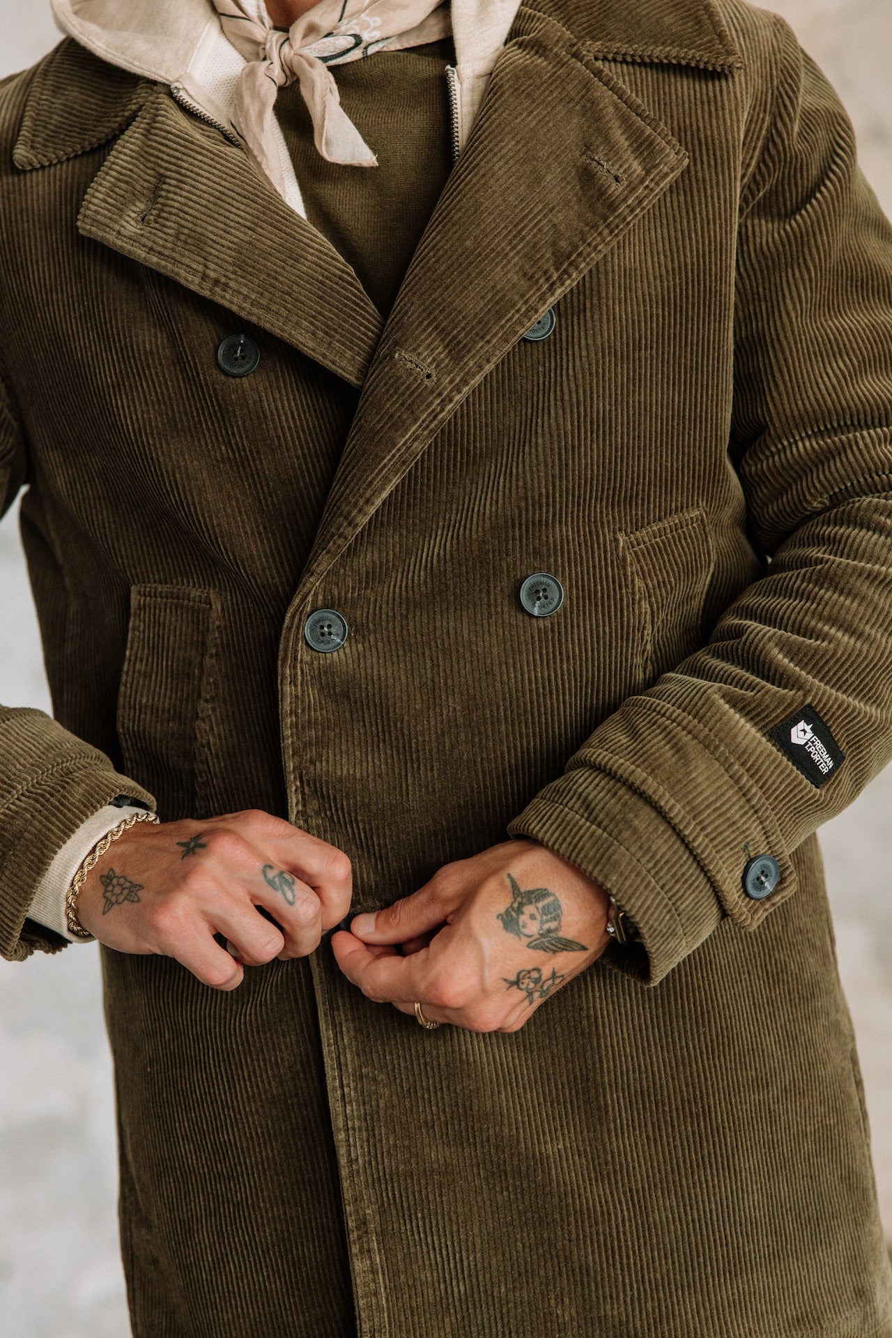 Manteau en velours Homme Daril Big Corduroy olive night | Freeman T. Porter