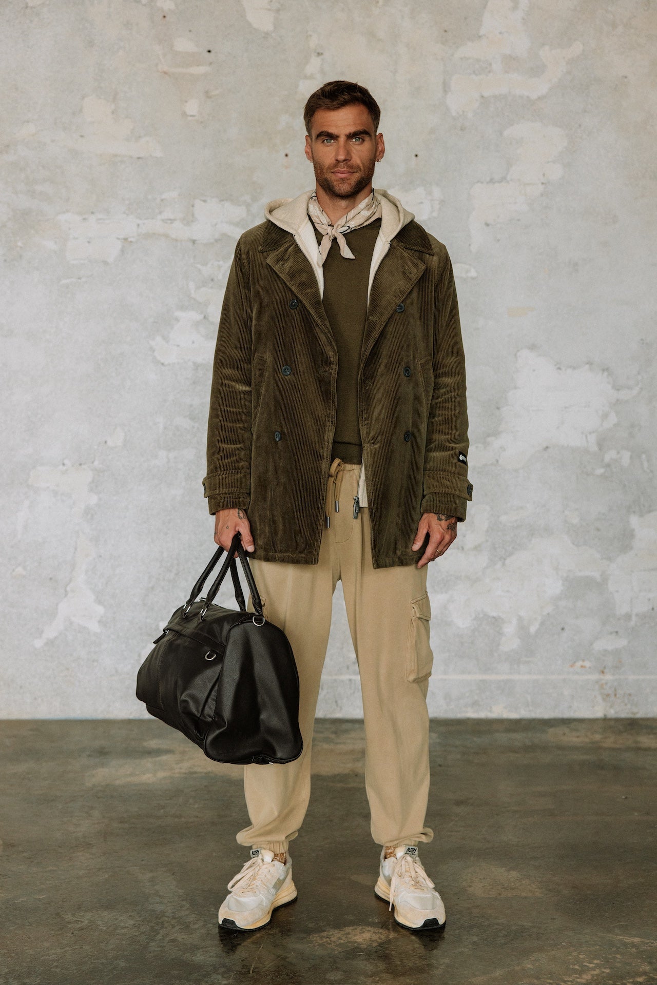 Manteau en velours Homme Daril Big Corduroy olive night | Freeman T. Porter
