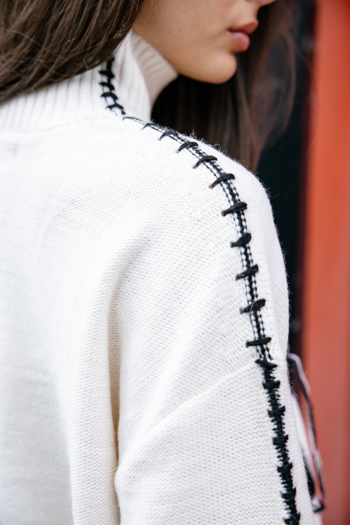 Pull détails frangés Femme Pears Rock off white | Freeman T. Porter