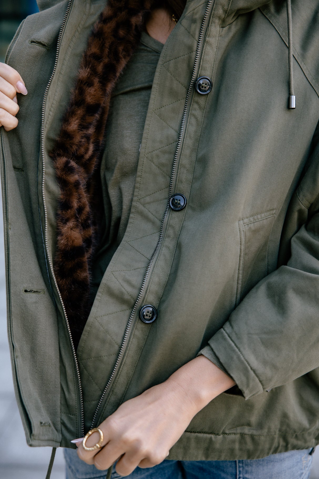Parka courte à capuche Femme Vendana Leo olive night | Freeman T. Porter