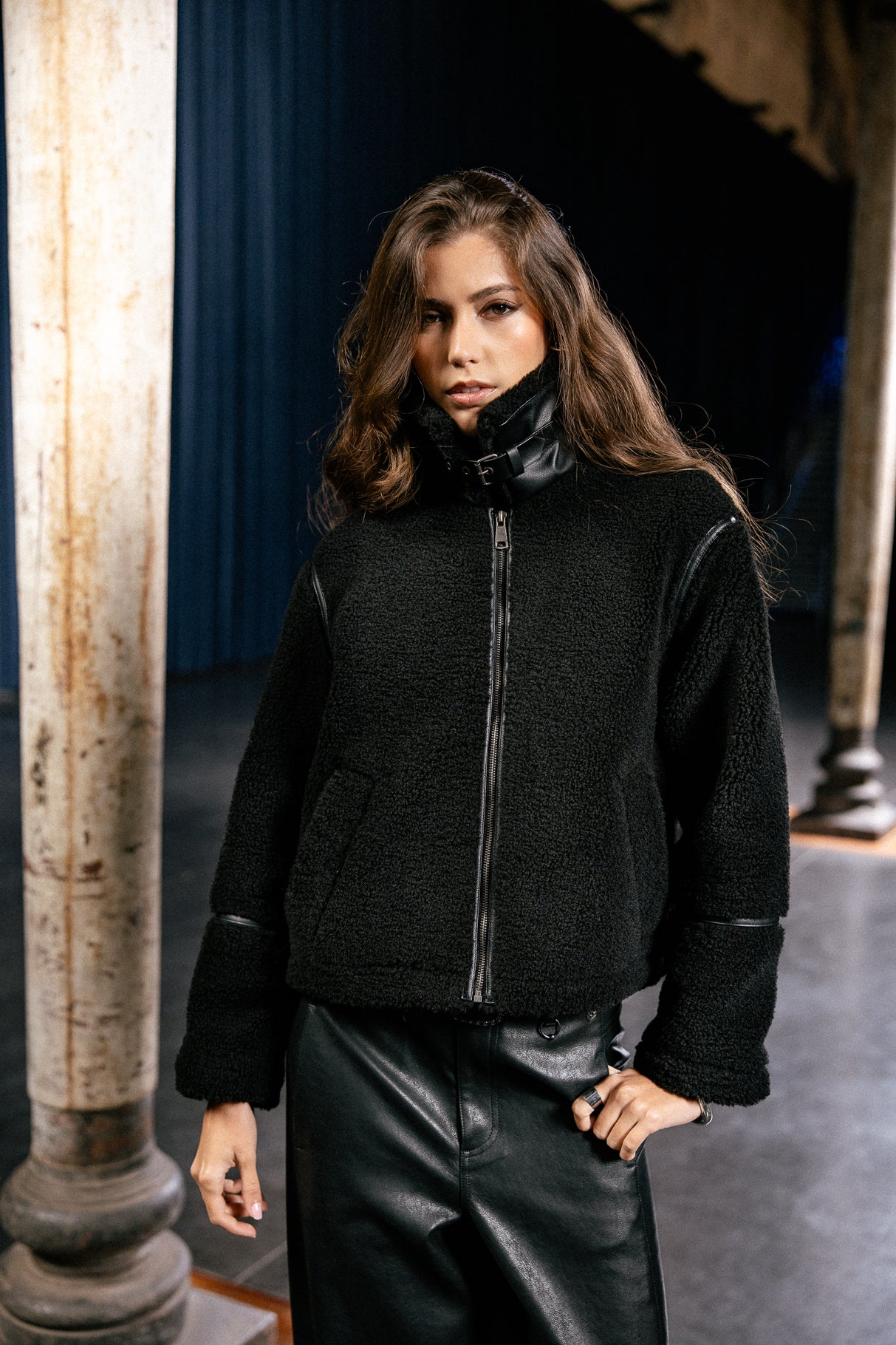 Maxime Fur Kunstpelzjacke, schwarz | Freeman T. Porter