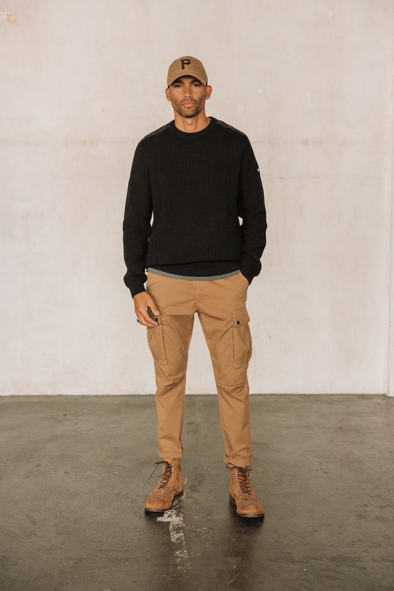 Pull empiècement épaules Hombres Pavel Shoulder black | Freeman T. Porter