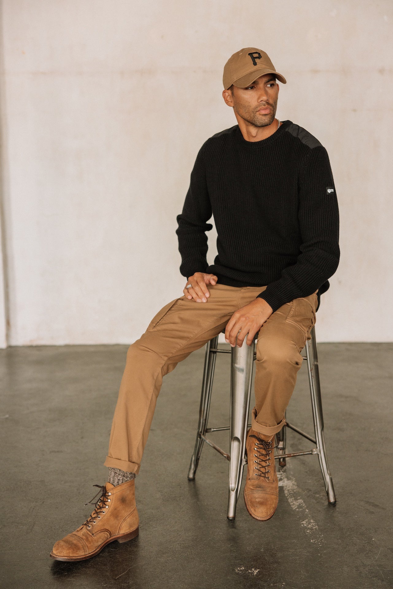 Pull empiècement épaules Hombres Pavel Shoulder black | Freeman T. Porter