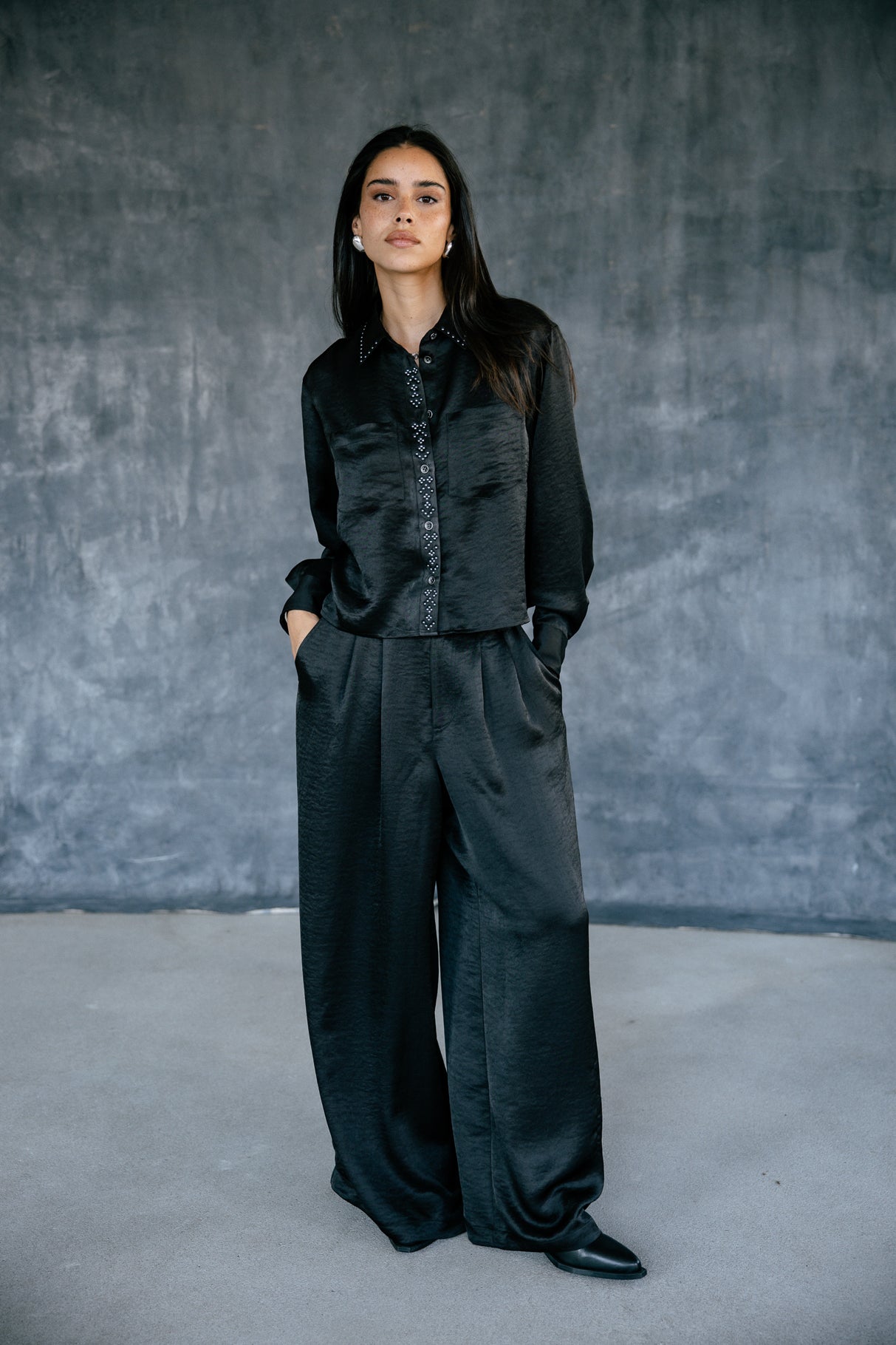 Chemise ample cropped Femme Caretina Satinado black | Freeman T. Porter