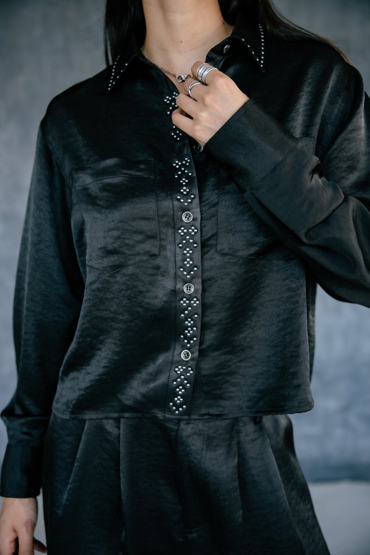 Chemise ample cropped Femme Caretina Satinado black | Freeman T. Porter