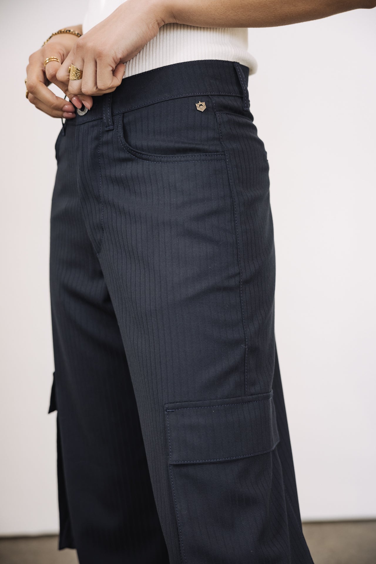 

Wide-leg cargo pants Woman Bono Crown navy | Freeman T. Porter