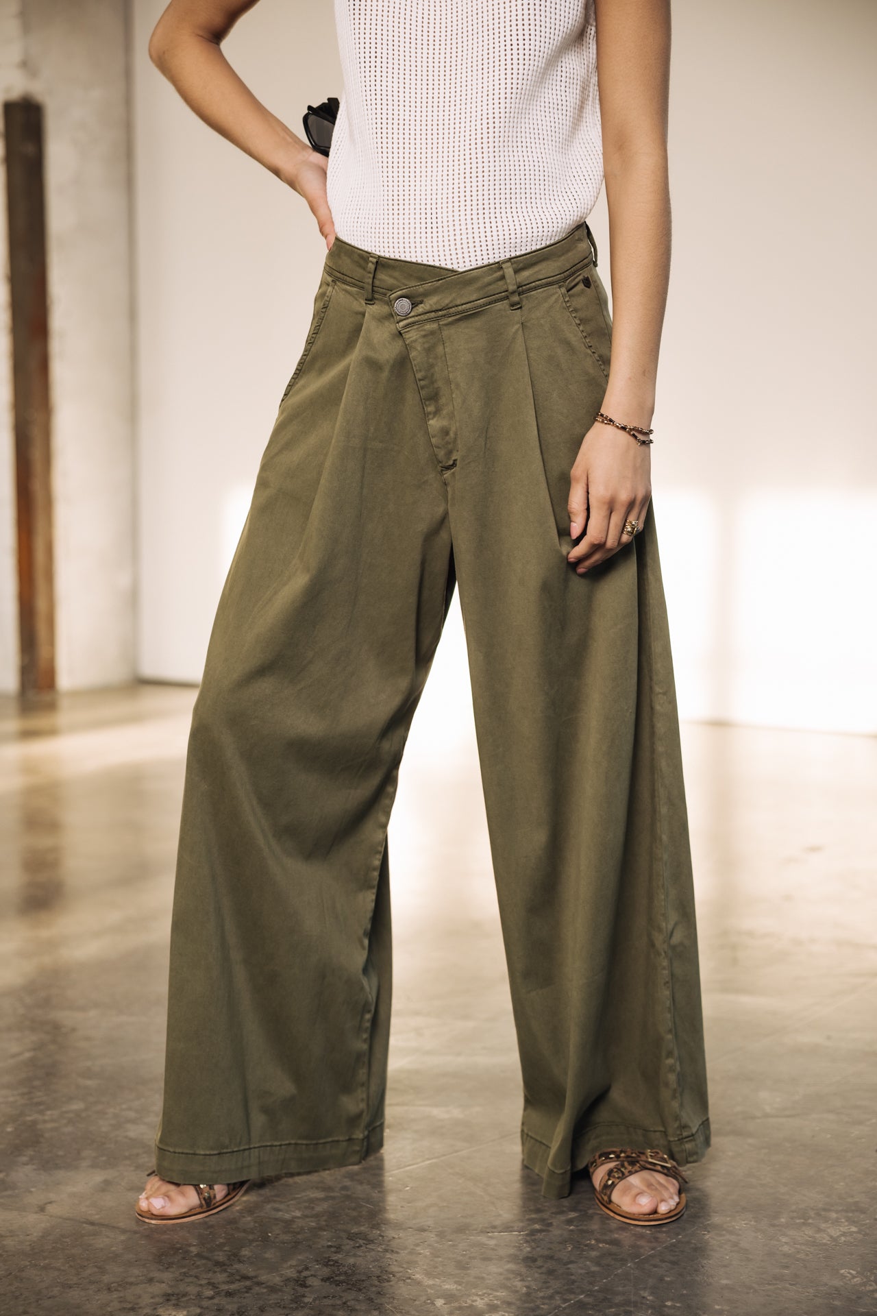 

Palazzo pants Woman Pattie khaki | Freeman T. Porter