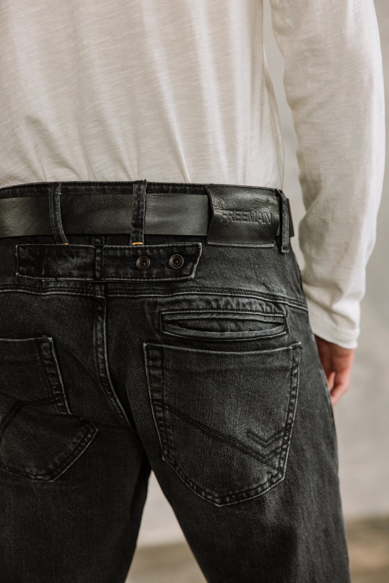 
              

Gerade Jeans Mann Eddy faporo | Freeman T. Porter
            