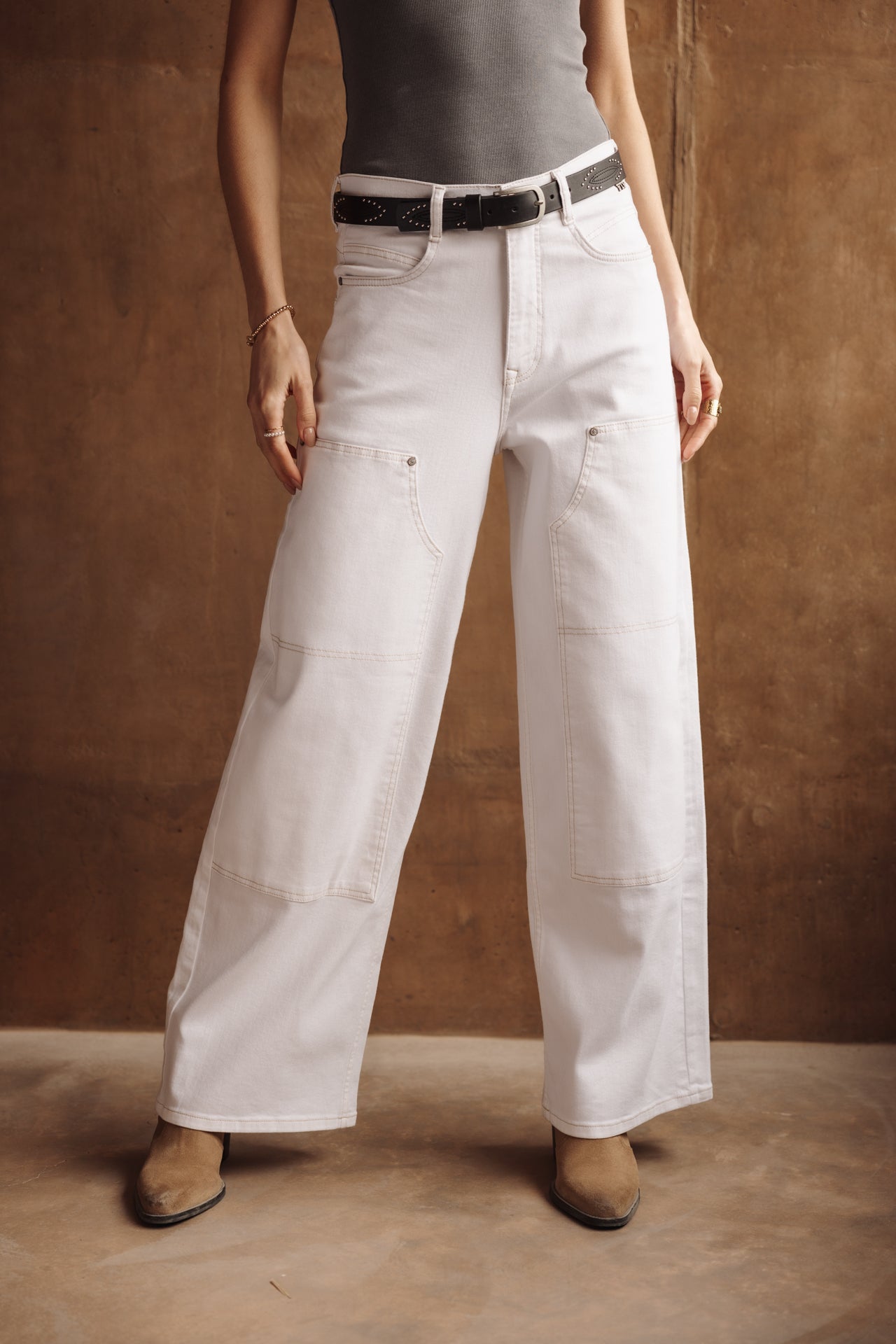 

Wide-leg pants Woman Jane Andalousia off white | Freeman T. Porter