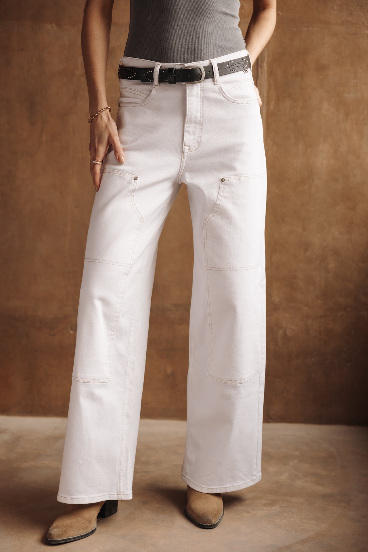 

Wide-leg pants Woman Jane Andalousia off white | Freeman T. Porter