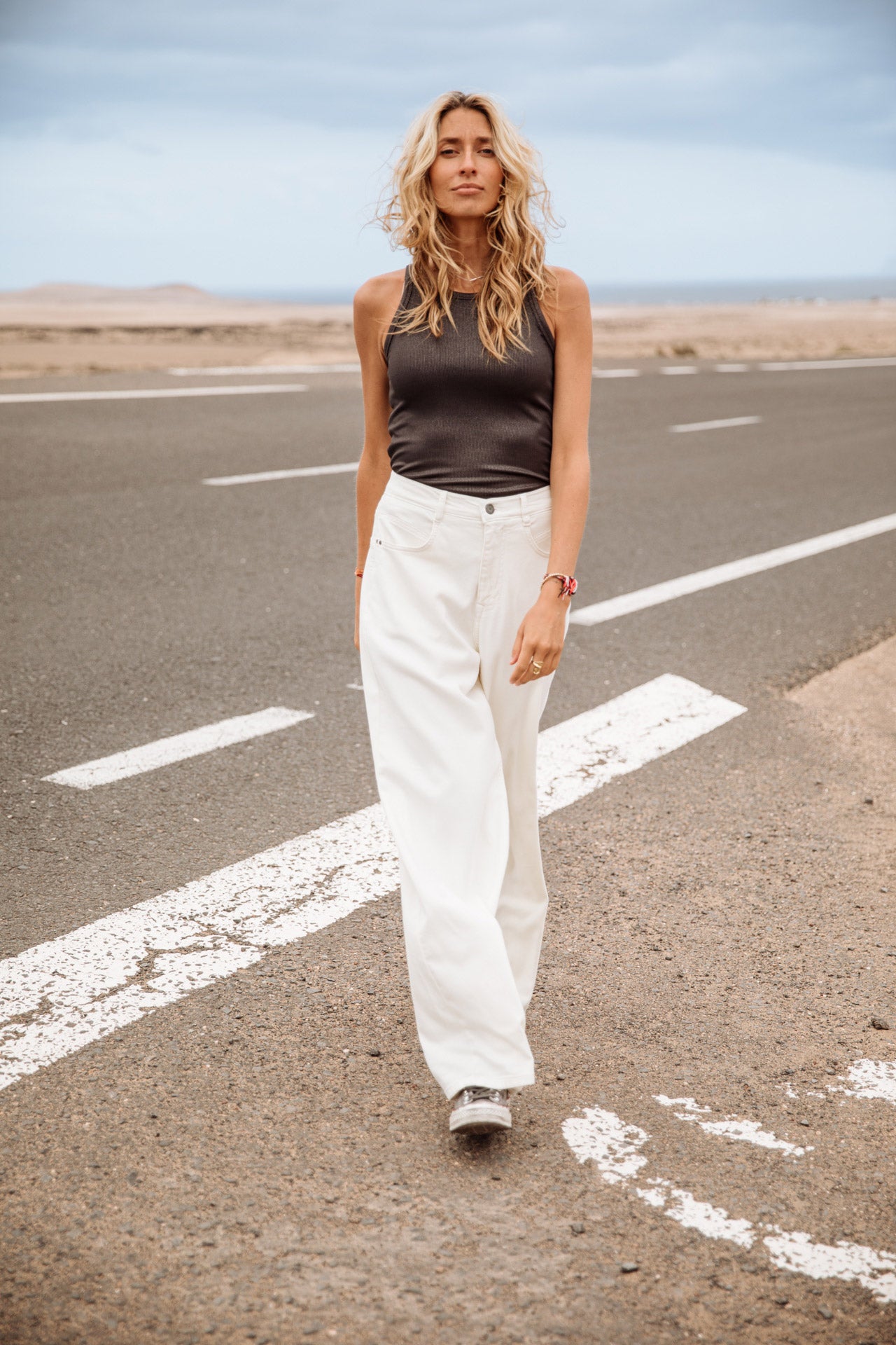 

Pantalón ancho Mujer Jane Lynx bright white | Freeman T. Porter