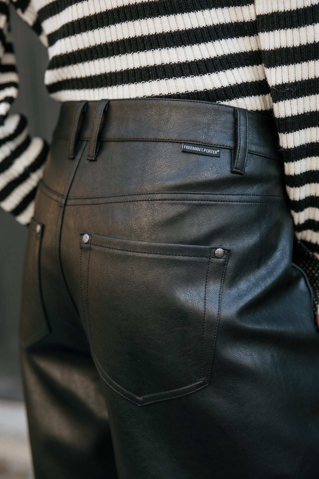 

Barrel trousers 7/8 Women Rosalia Biker black | Freeman T. Porter
