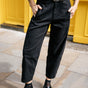 

Pantalon jambes ballons Mujer Rosalia Kult black | Freeman T. Porter